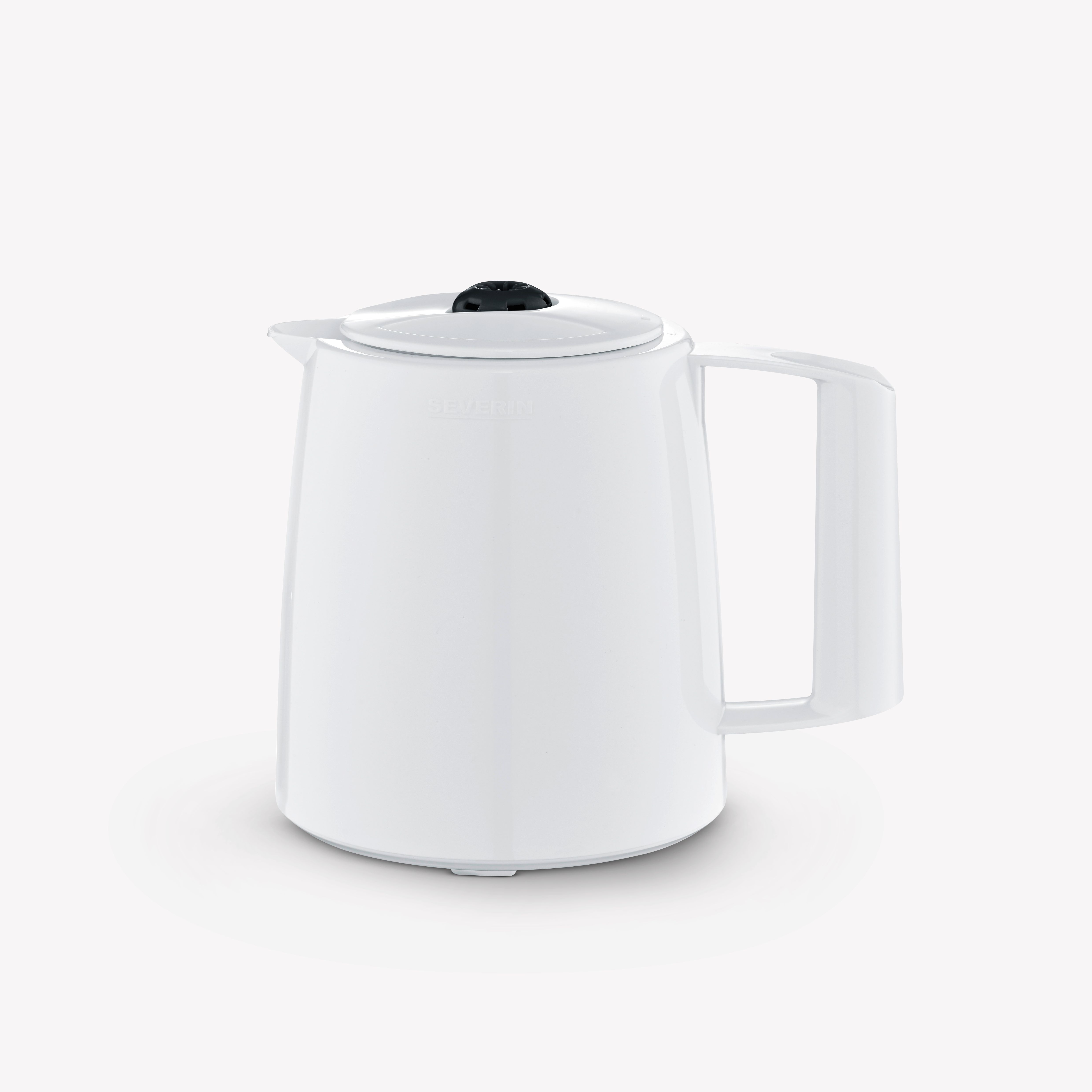 Biały ekspres do kawy z czarną pokrywką i uchwytem. Uchwyt jest po prawej stronie.