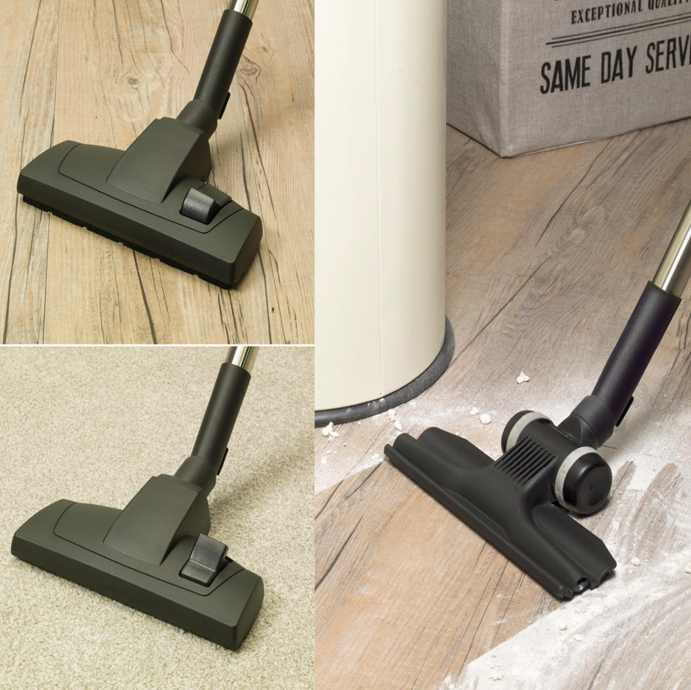 Kolaż przedstawia głowice odkurzacza i podłogę z kurzem. Jedna na drewnie, druga na dywanie.