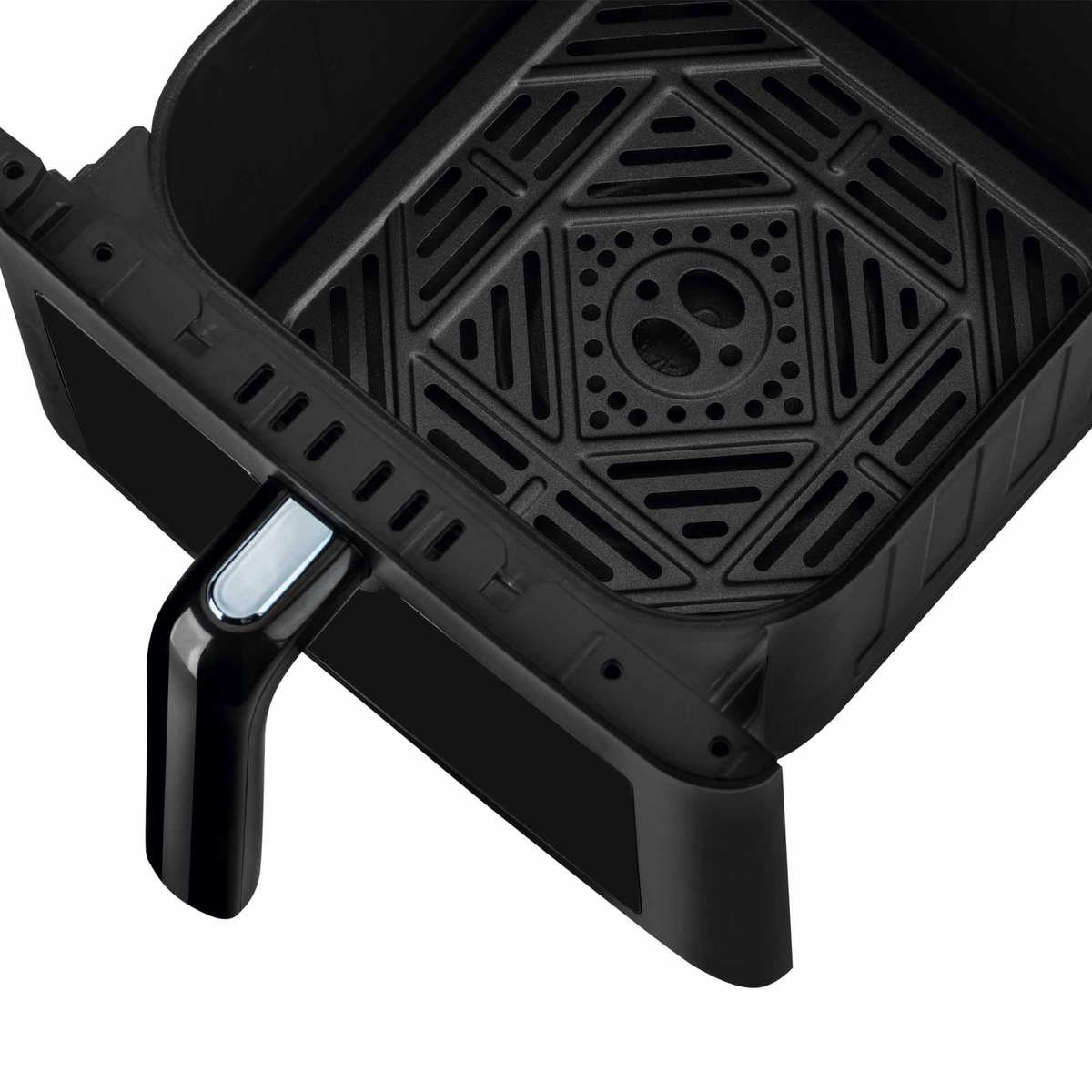 Czarny kosz do frytkownicy z uchwytem, otwarty i pusty, na białym tle.