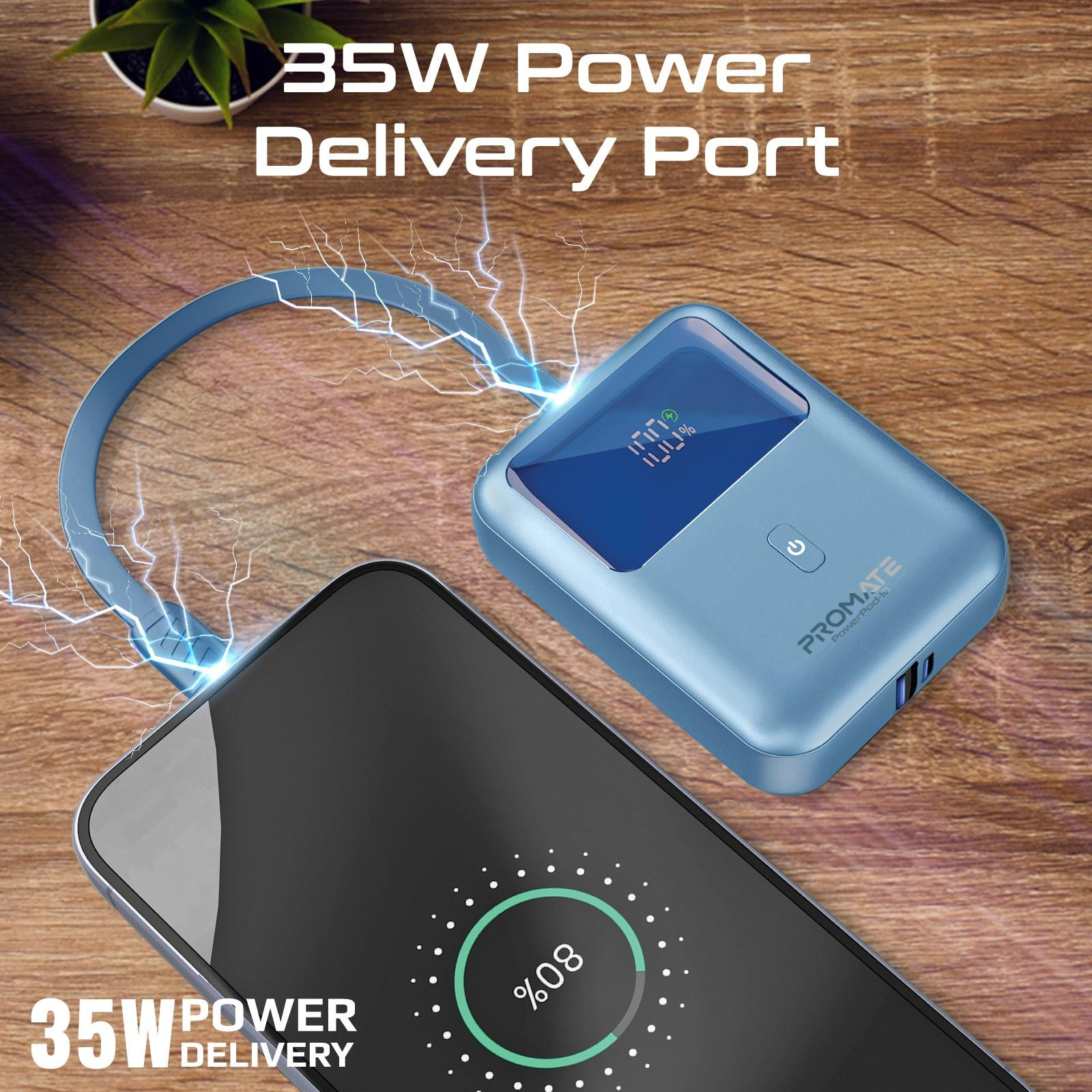 Power bank blu che carica un telefono. Lo schermo mostra 80% di carica. Il power bank ha uno schermo.