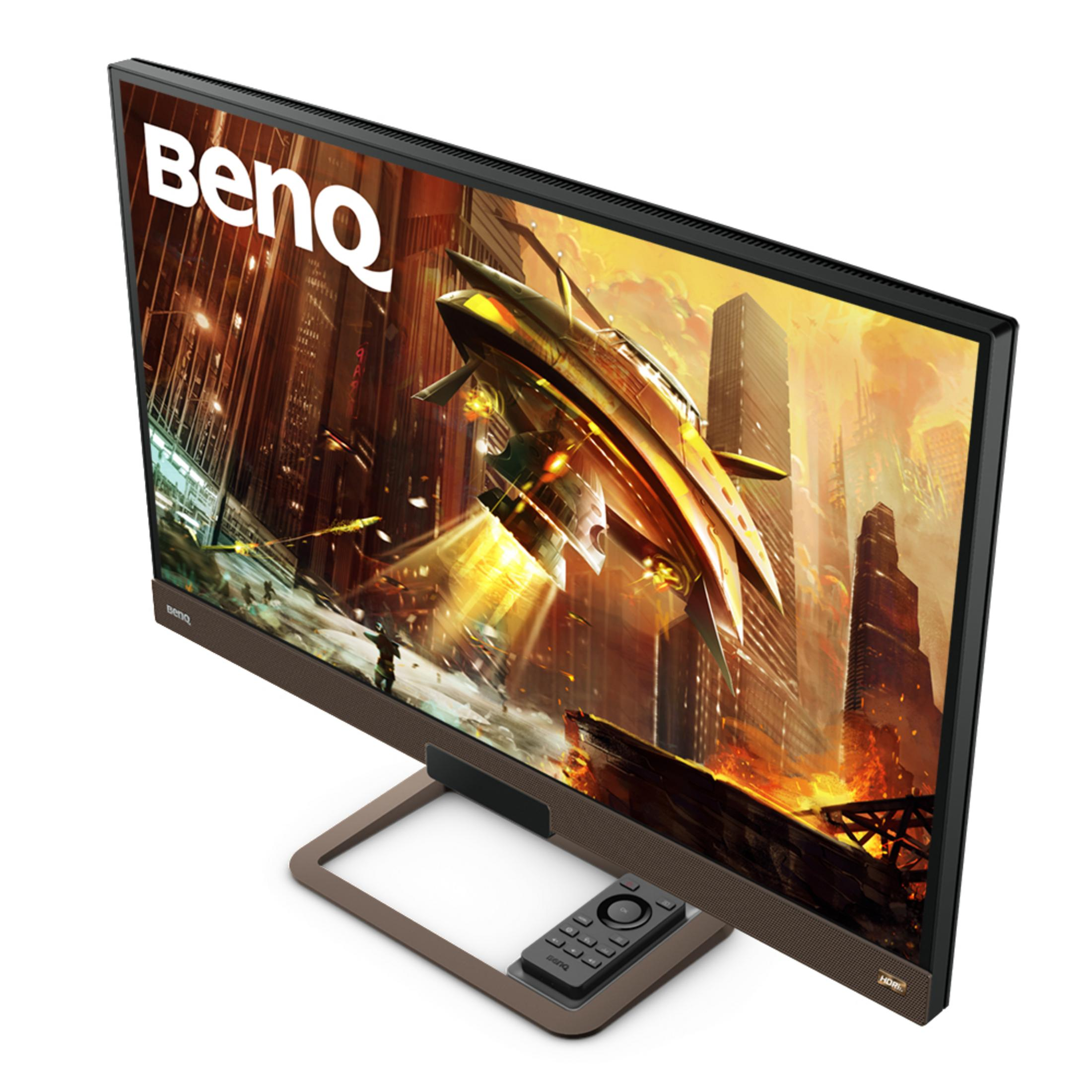 Monitor BenQ wyświetlający futurystyczne miasto z statkiem kosmicznym, z pilotem.