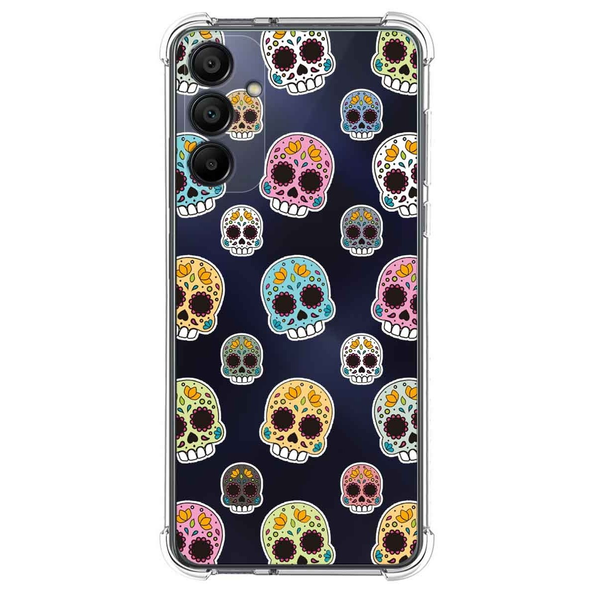 Una funda de teléfono cubierta de calaveras de azúcar coloridas sobre un fondo azul oscuro.