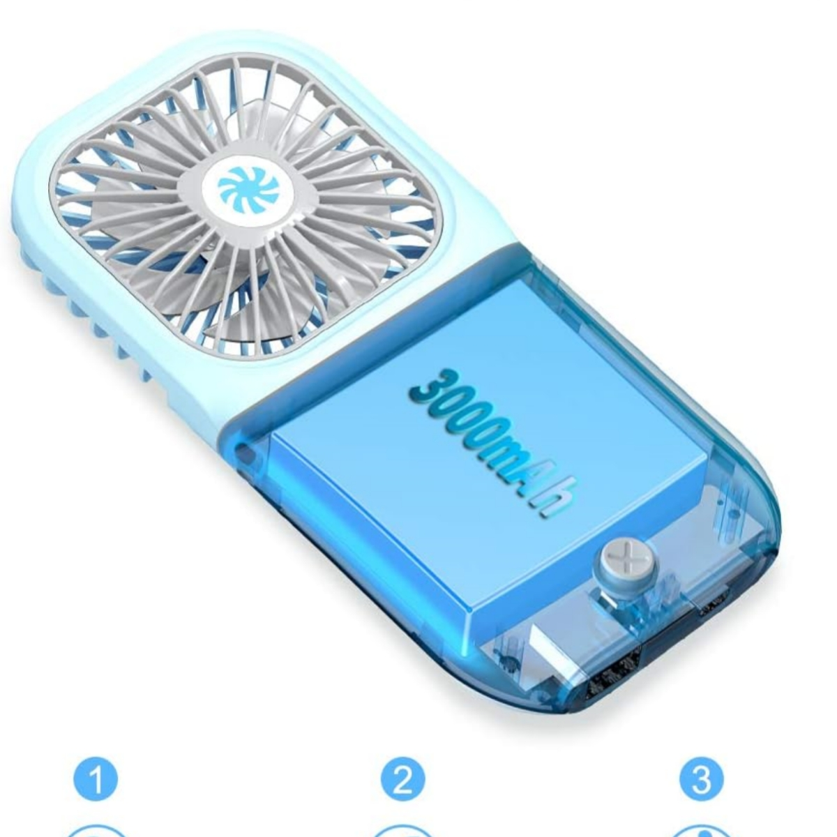Ein kleiner blauer tragbarer Ventilator. Er hat einen Ventilator mit weißem Gitter und ein blaues transparentes Gehäuse.