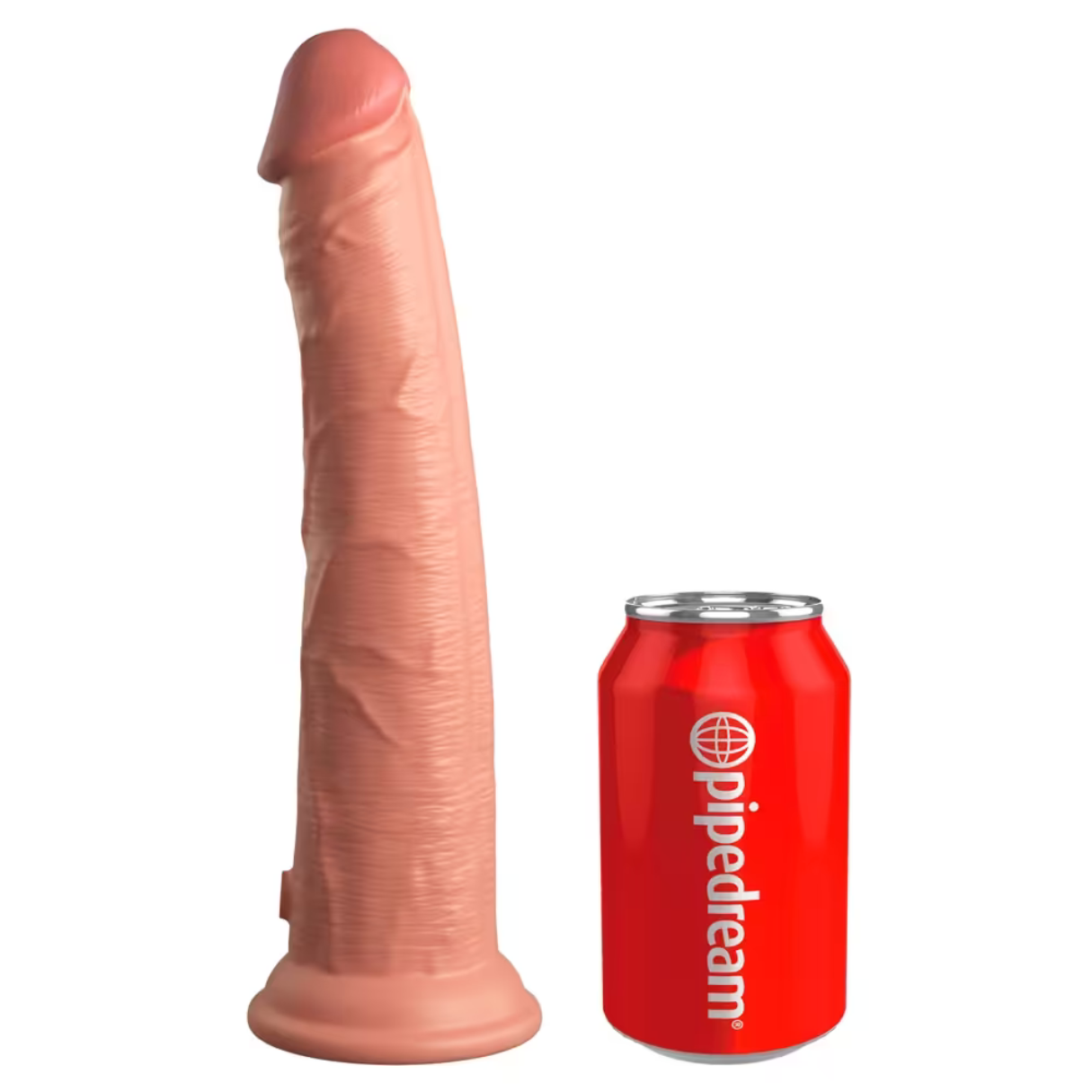 Un consolador grande, color carne, junto a una lata roja de Pipedream. El consolador está texturizado. La lata tiene tapa plateada.
