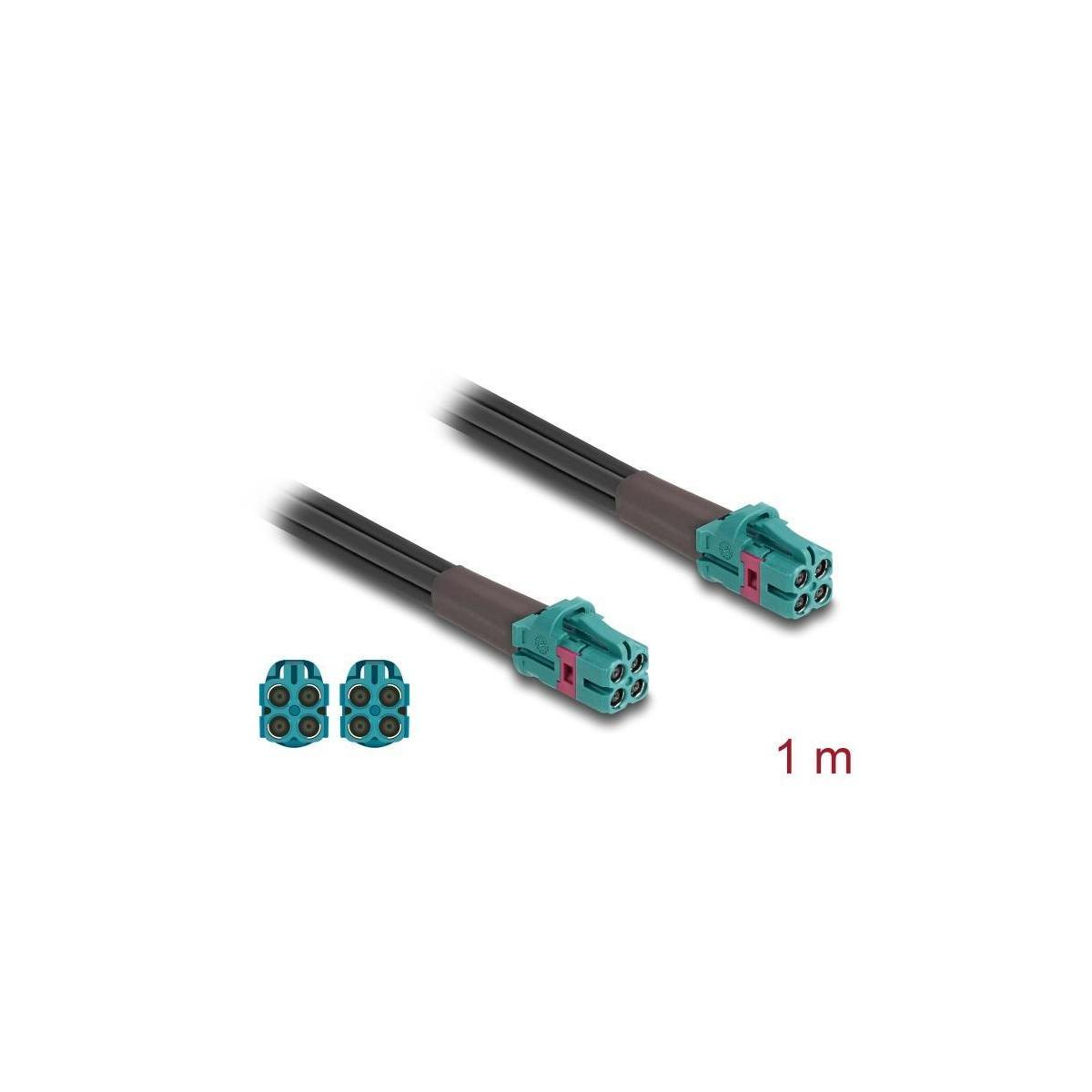 Zwei schwarze Kabel mit grünen Steckern und zwei kleine Stecker, weißer Hintergrund.