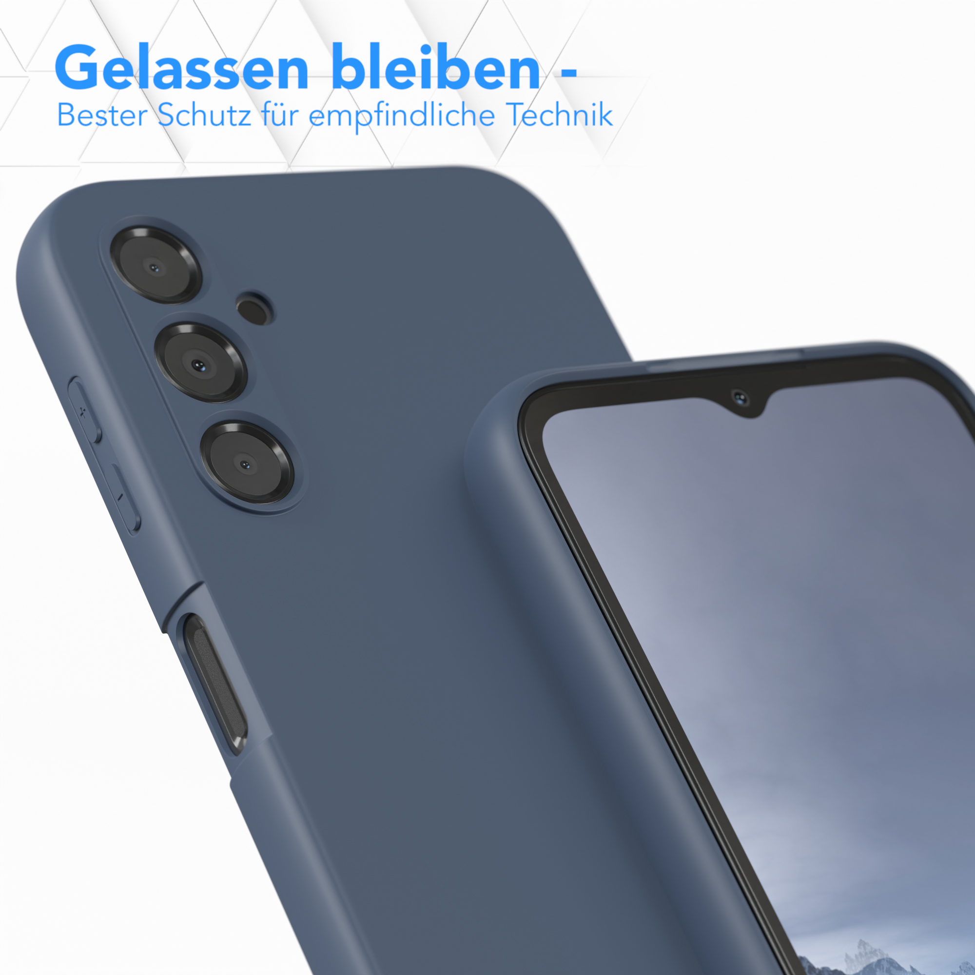 Nahaufnahme einer blauen Handyhülle. Zwei Handys werden gezeigt. Die Hülle hat drei Kameras.