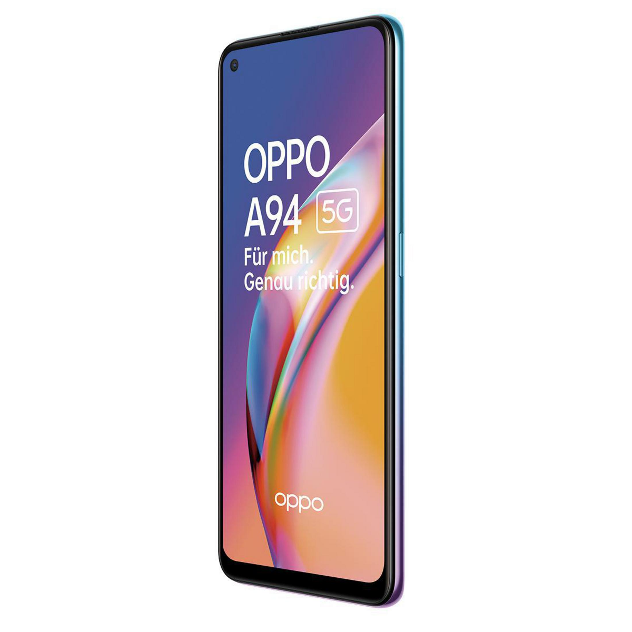 Ein Oppo-Smartphone, das seinen Bildschirm mit Text in mehreren Sprachen zeigt.