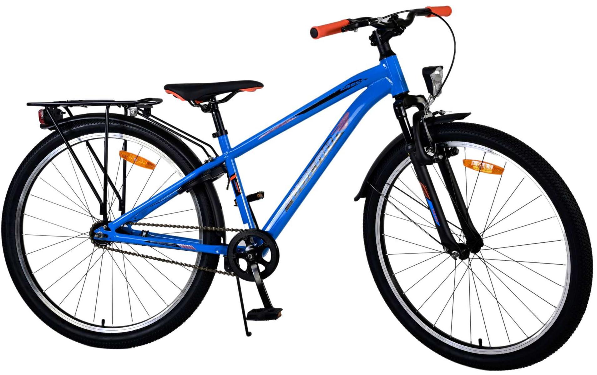 Blaues Fahrrad, Vorderansicht. Schwarze Reifen, blauer Rahmen und orange Details.