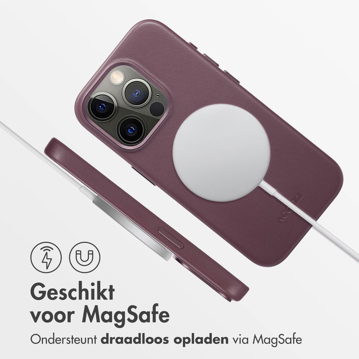 Lila Handyhülle mit angebrachtem weißem MagSafe-Ladegerät, mit Text und Symbolen.