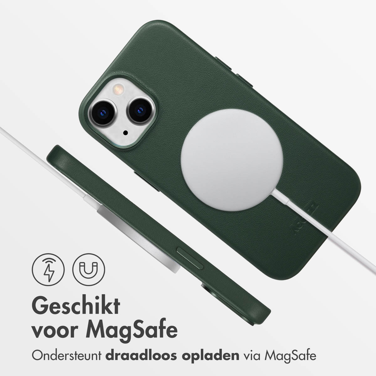 Groene telefoonhoes met witte MagSafe-oplader. Tekst: 'Geschikt voor MagSafe', dus geschikt voor MagSafe. Draadloos opladen wordt ondersteund.