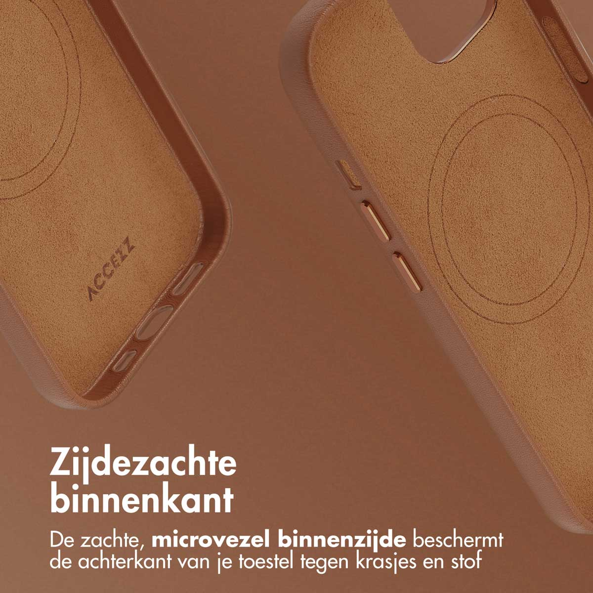 Binnenkant van een bruine telefoonhoes, met een zachte, getextureerde binnenvoering. De hoes is gedeeltelijk zichtbaar.