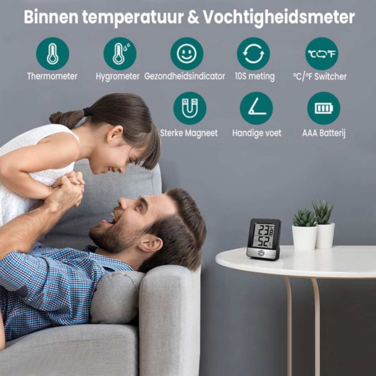 Man en meisje spelen, met thermometer op tafel die temperatuur en vochtigheid toont, en pictogrammen van functies.