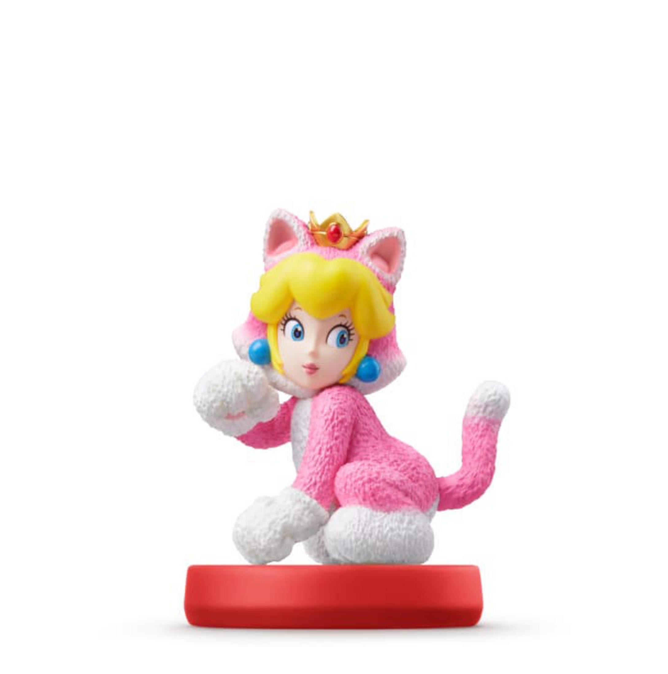 Figura di Cat Peach su supporto rosso. Indossa un costume da gatto, con corona. Sfondo bianco.