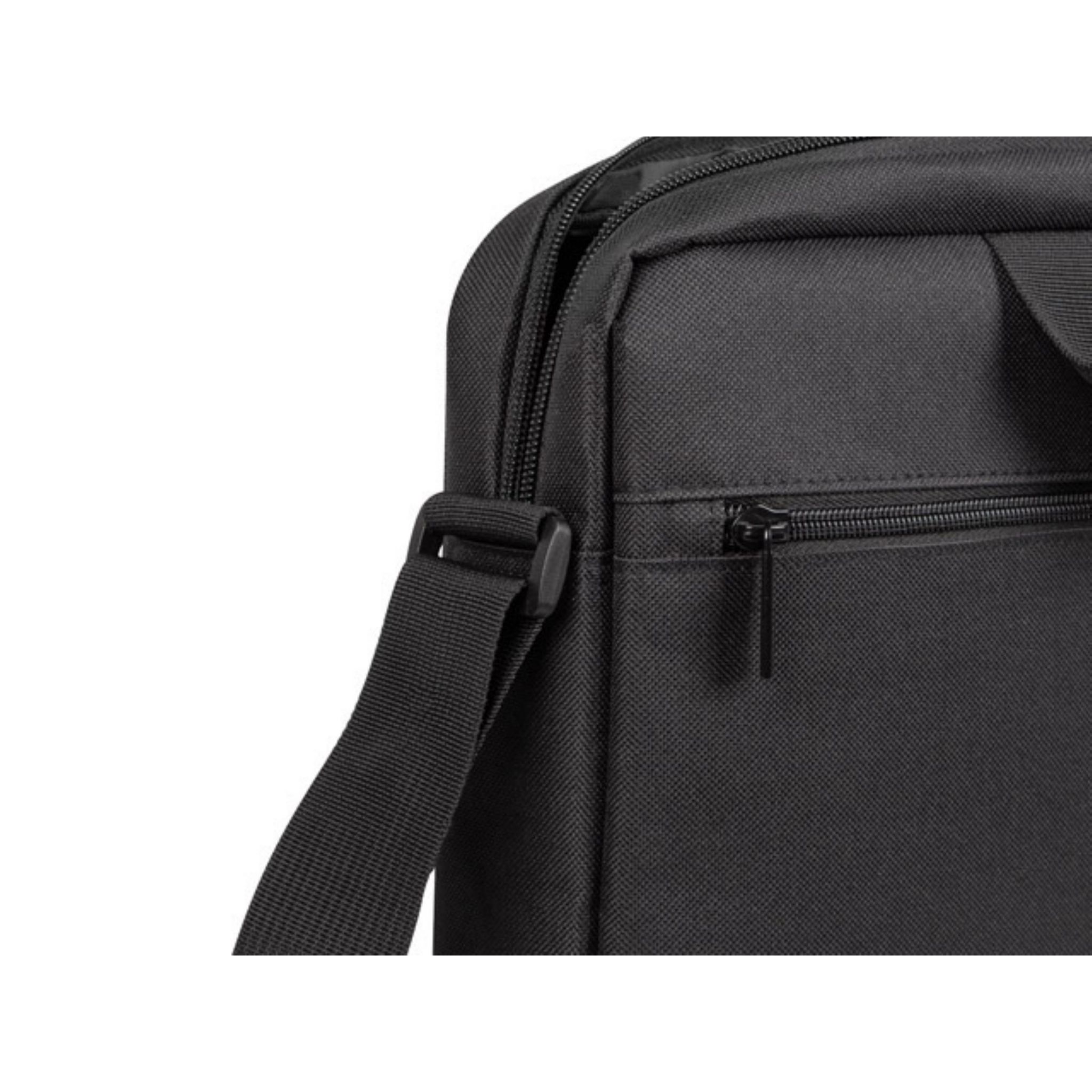 Borsa a tracolla nera con cerniera, tracolla e sfondo bianco.