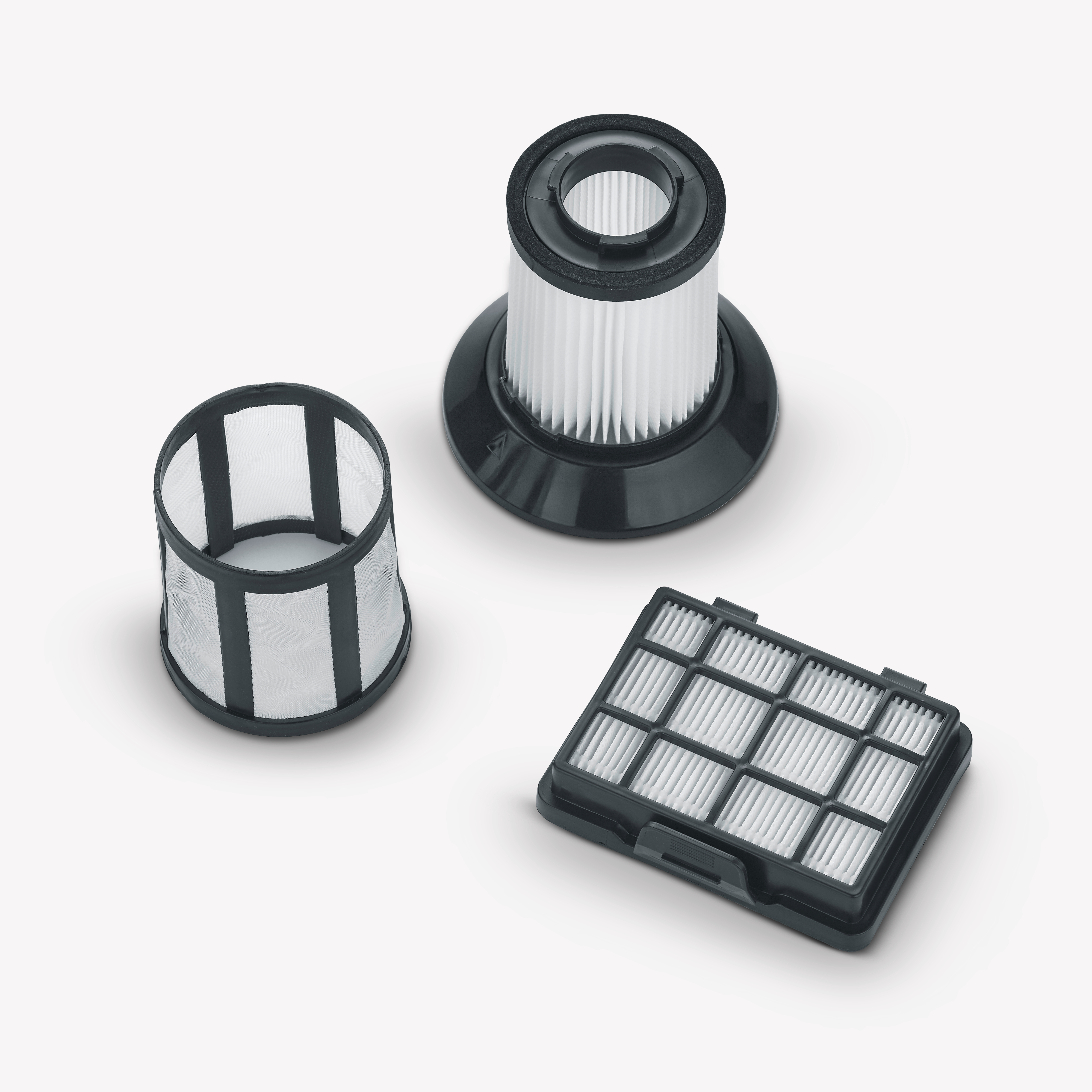 Filtry do odkurzacza: filtr cylindryczny, filtr siatkowy i filtr płaski.