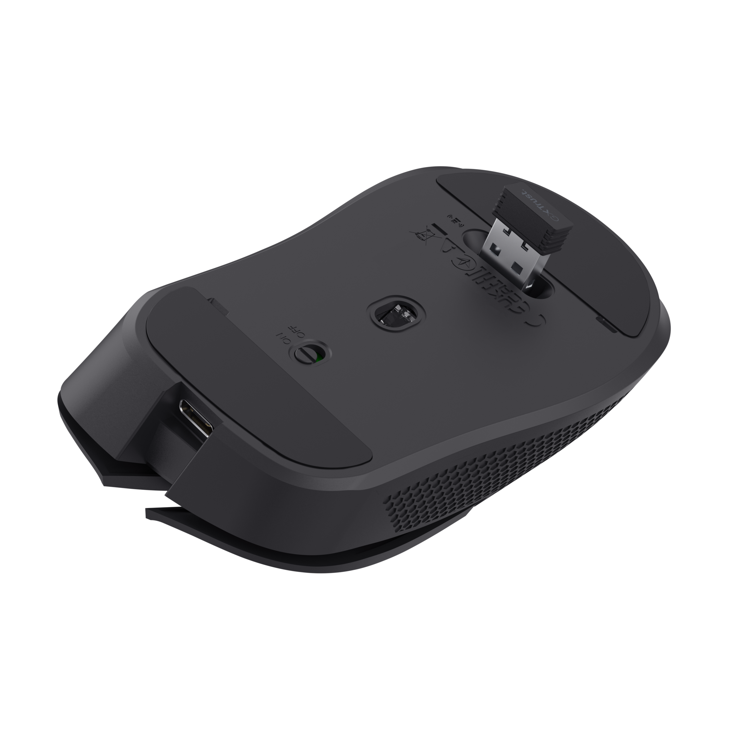 Souris d'ordinateur noire, vue de dessous. Un récepteur USB est branché.