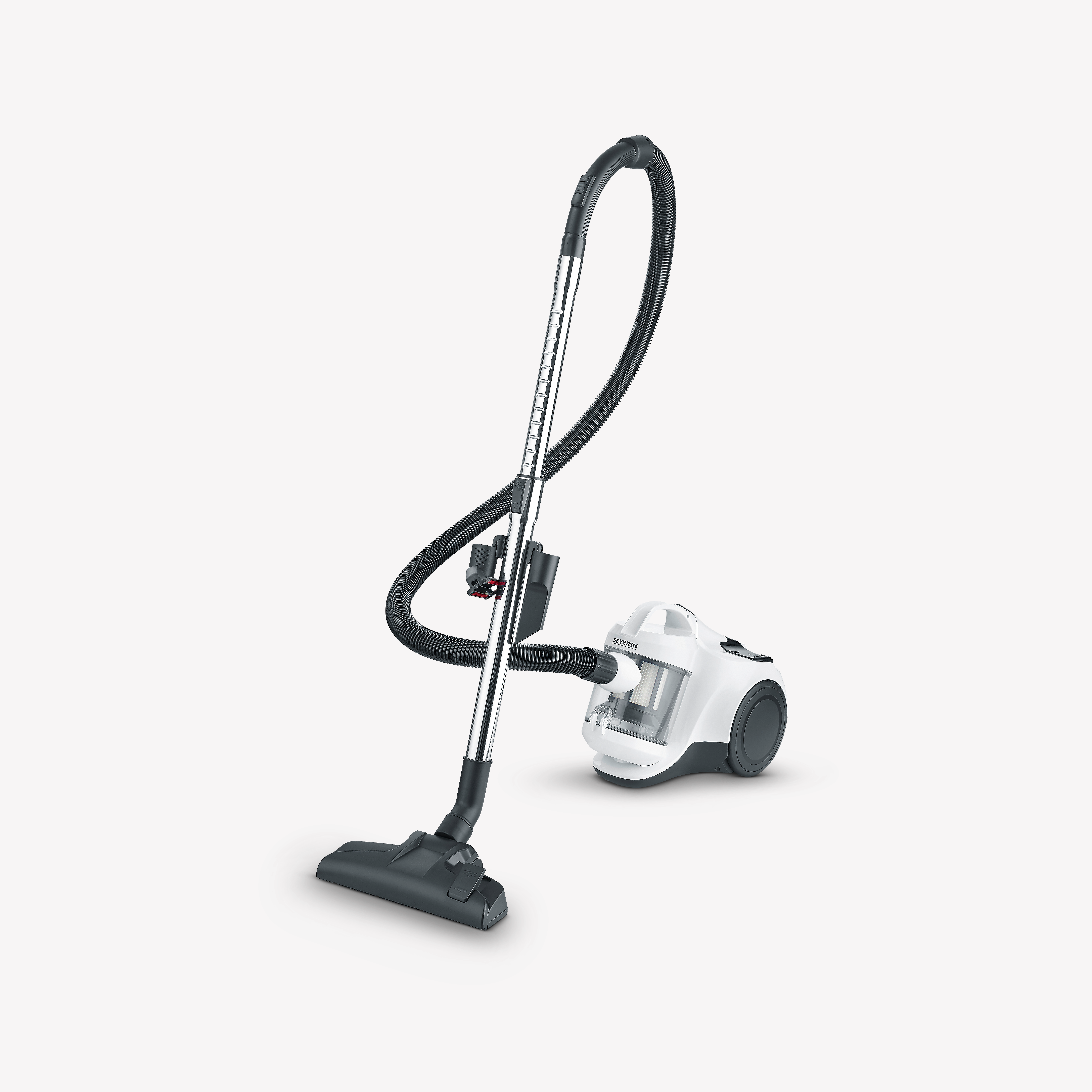 Biało-czarny odkurzacz z długim, srebrnym wężem i czarną głowicą na białej powierzchni.