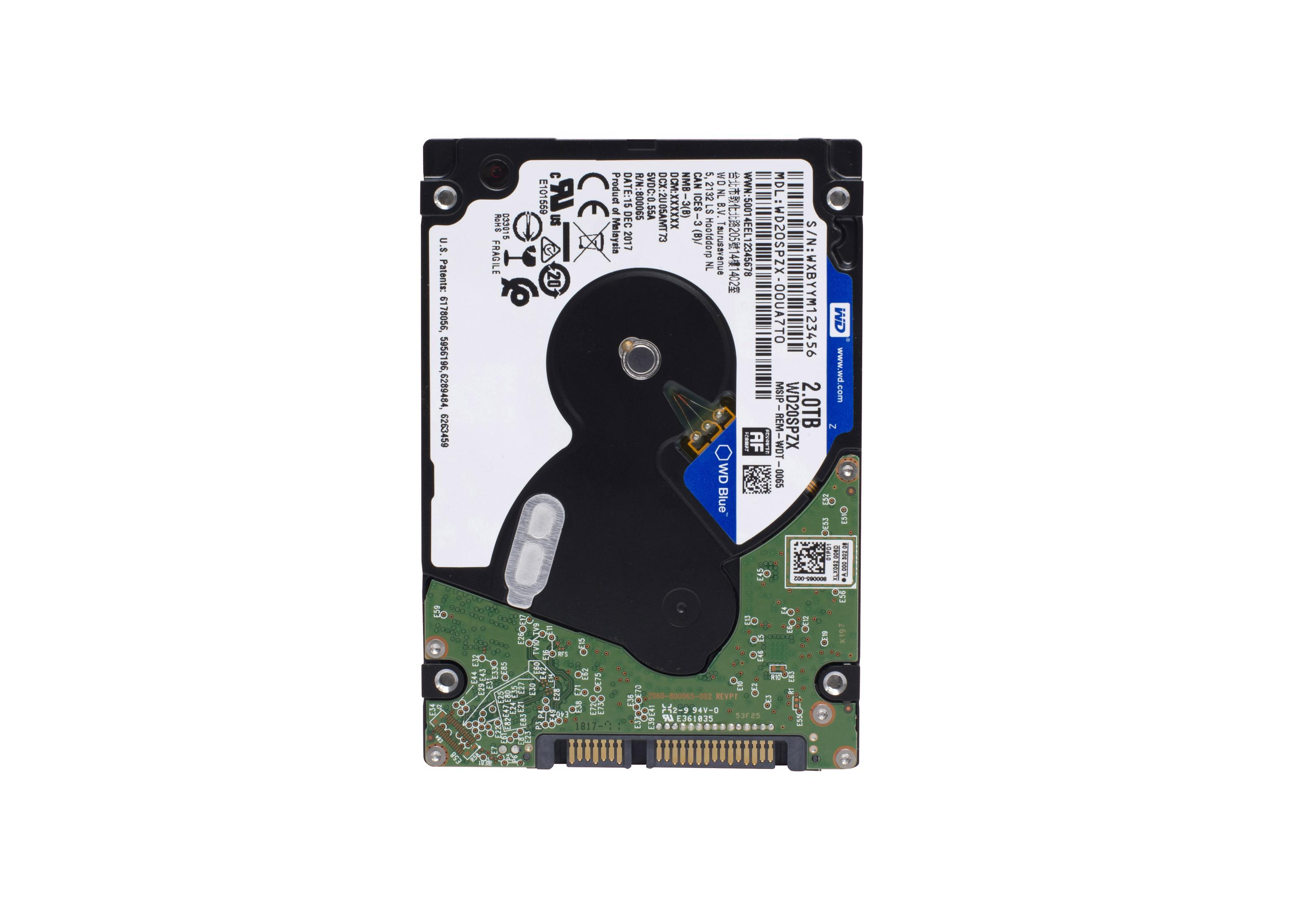 Wewnętrzny dysk twardy 2 TB. Czarny i srebrny, etykieta WD Blue. Na białym.