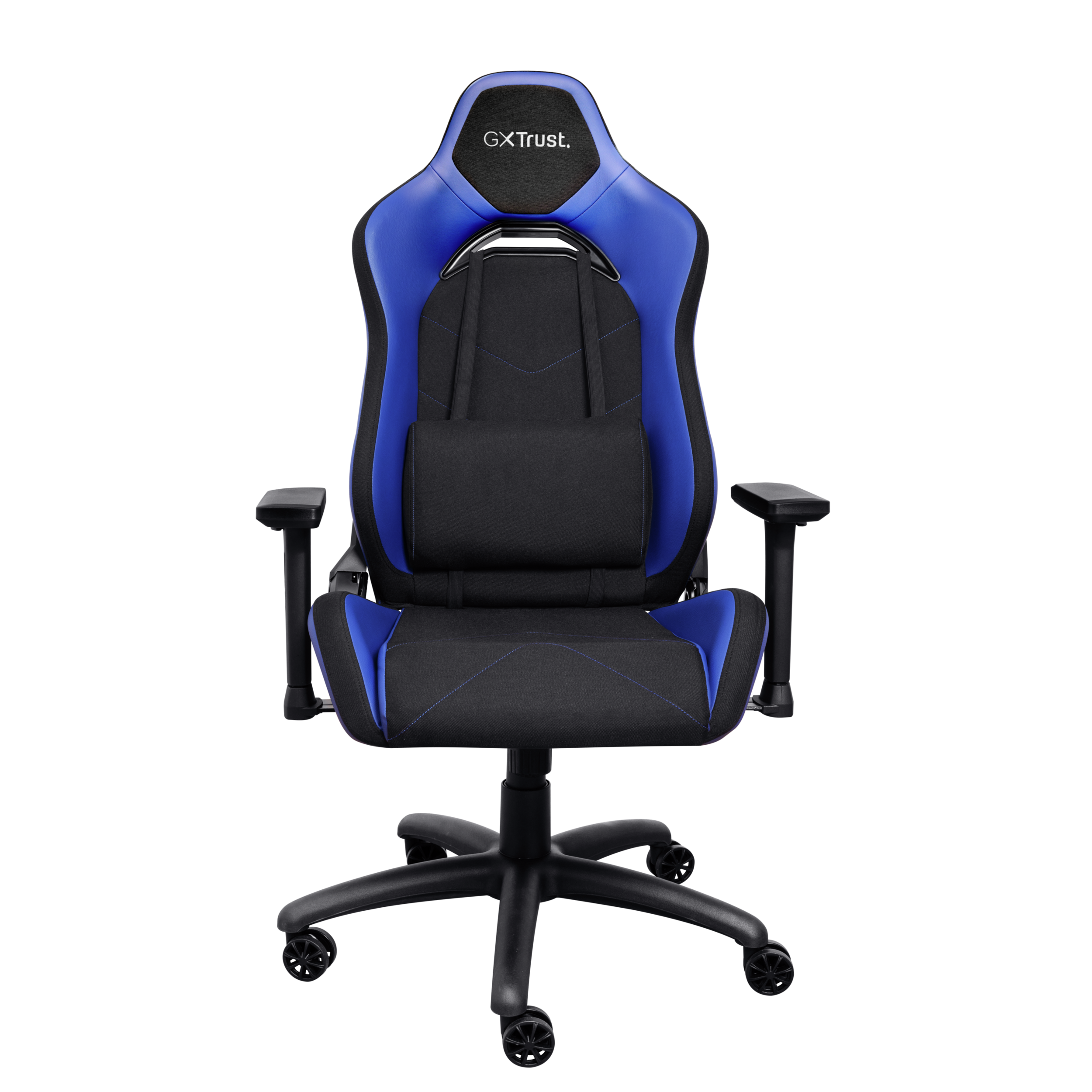 Czarny i niebieski fotel gamingowy. Czarne tło. Krzesło ma zagłówek i podłokietniki.