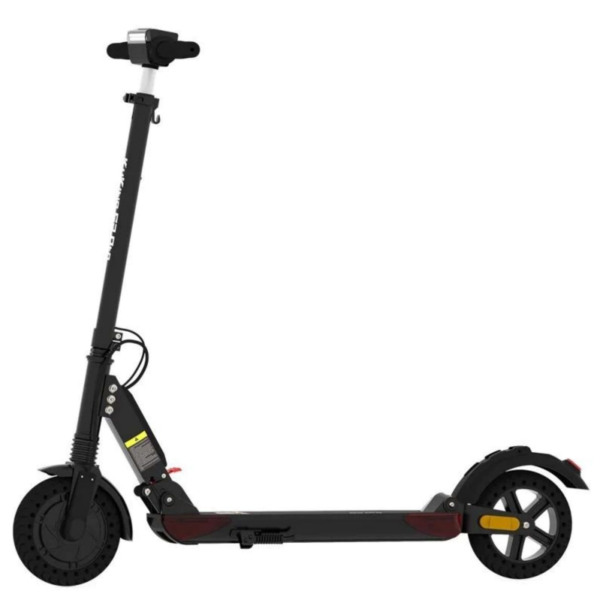 Scooter elettrico nero su sfondo bianco. Vista laterale.