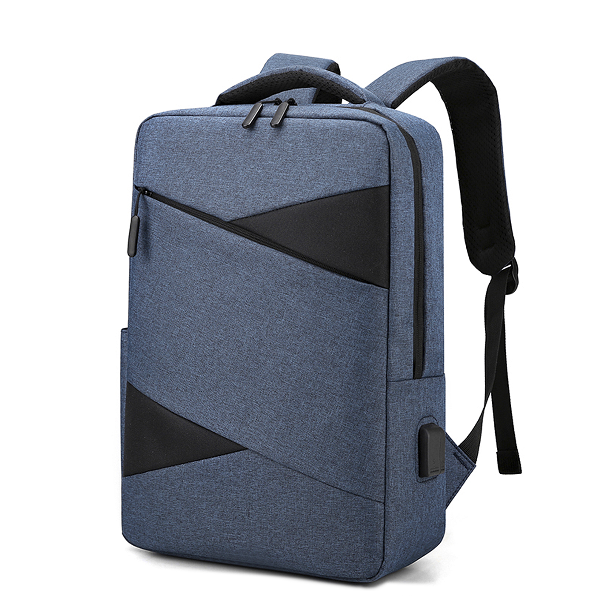 Uno zaino blu con dettagli neri e una porta USB. Sfondo bianco.