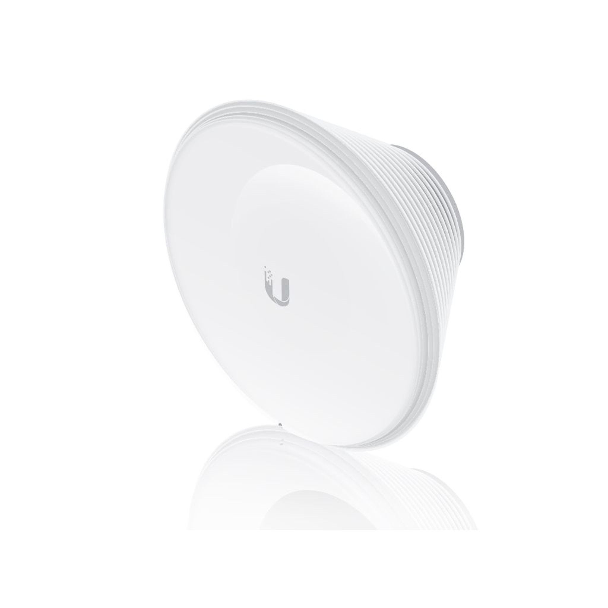 Antena Ubiquiti blanca, forma cónica, sobre fondo blanco, reflejando su forma.