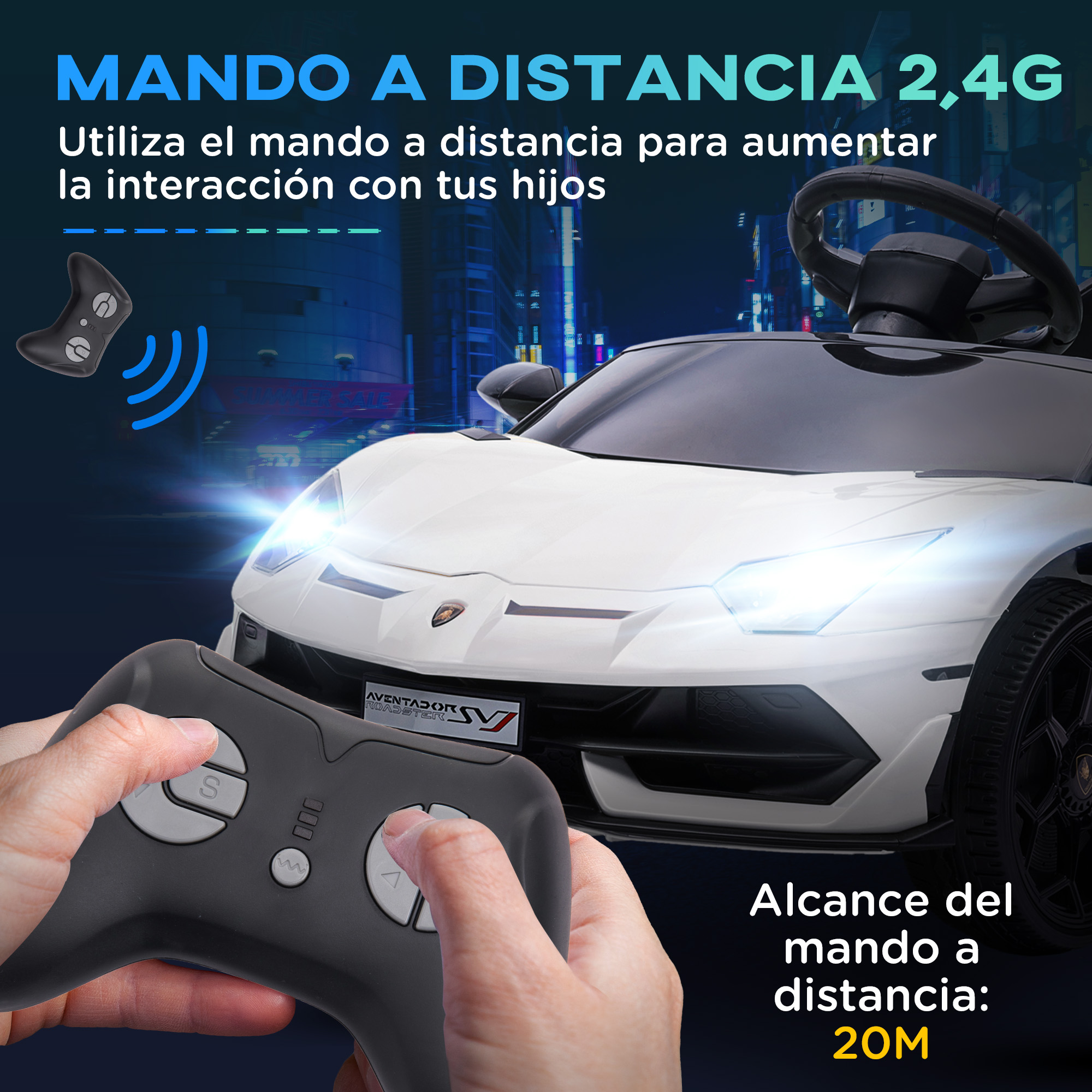 Un niño usa un control remoto para operar un coche de juguete blanco. El coche está en movimiento.