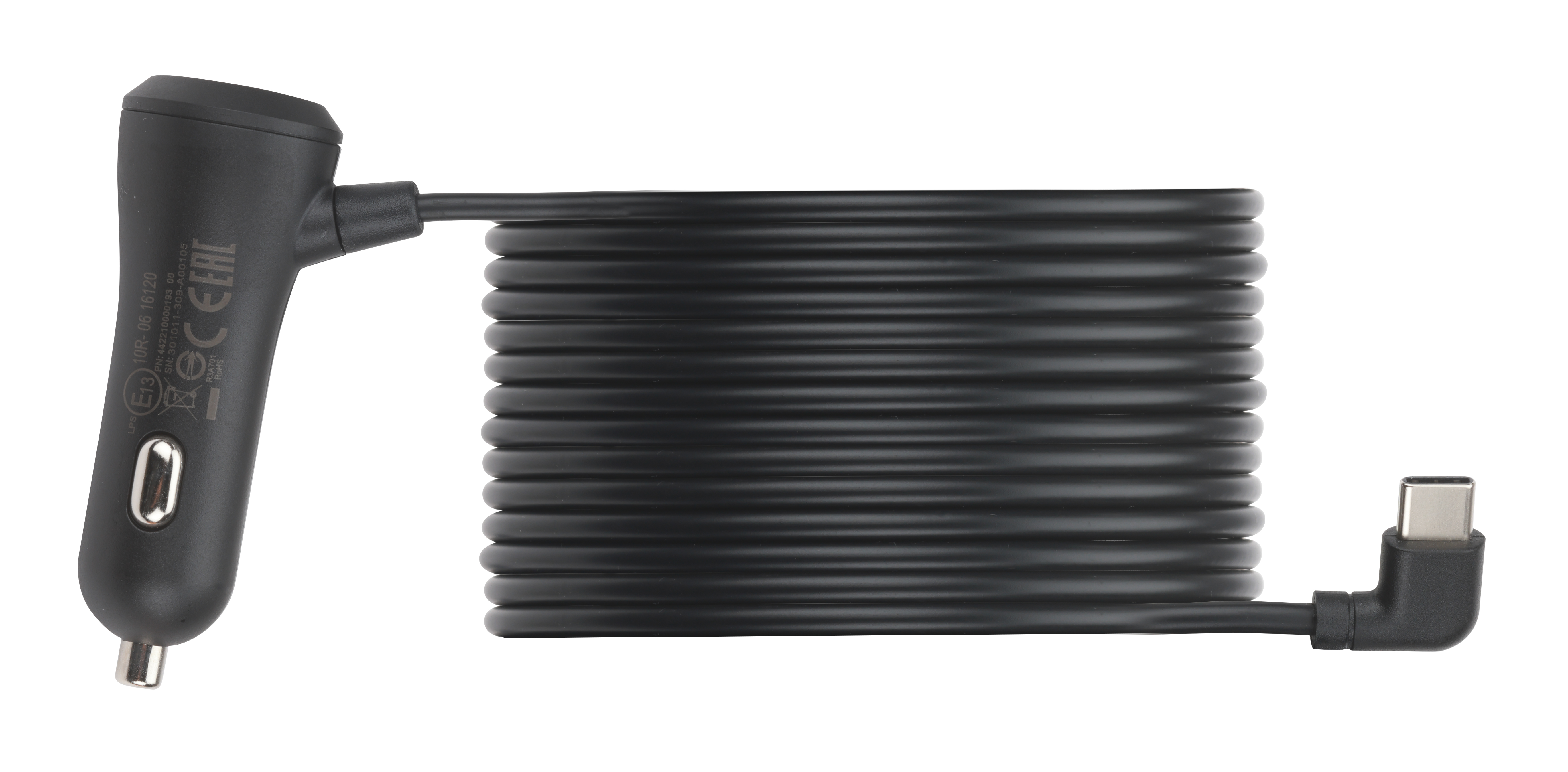 Schwarzes Autoladegerät mit gewickeltem Kabel und USB-C-Anschluss auf weißem Grund.