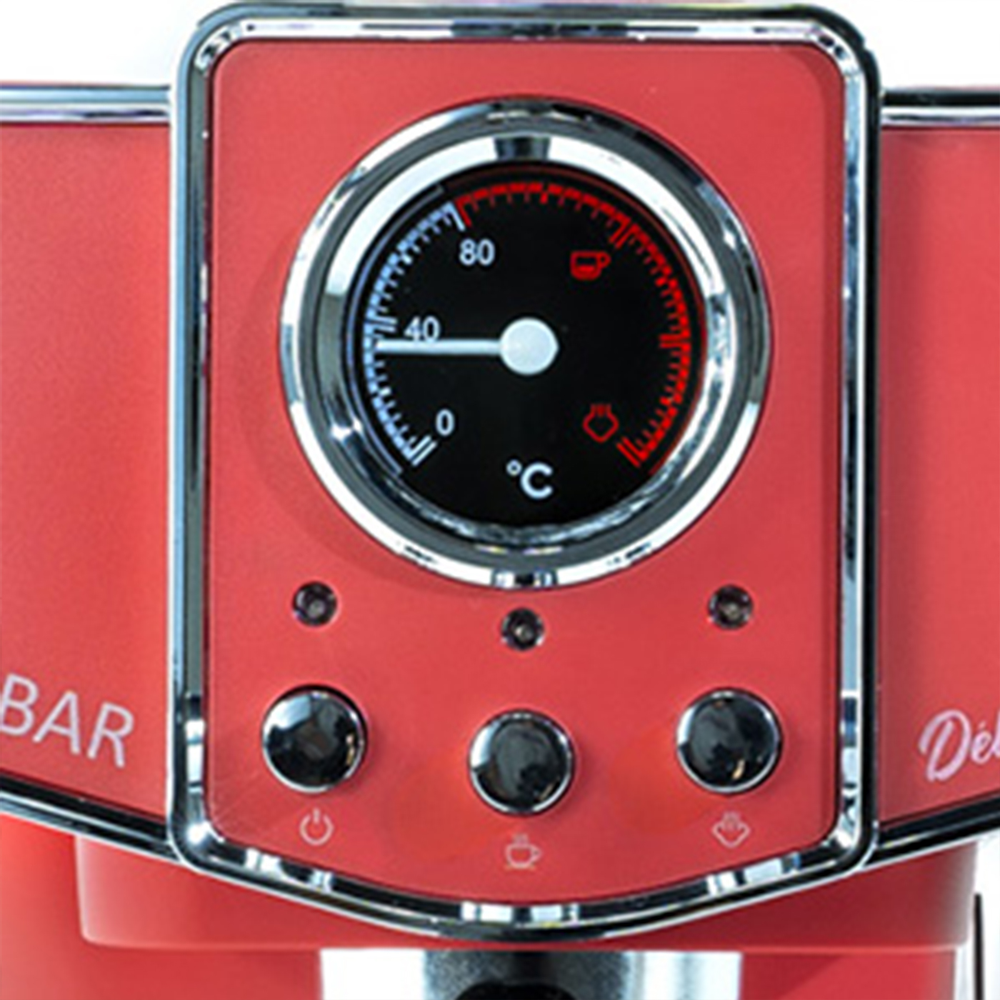 Primer plano de una cafetera roja con un indicador de temperatura y botones.