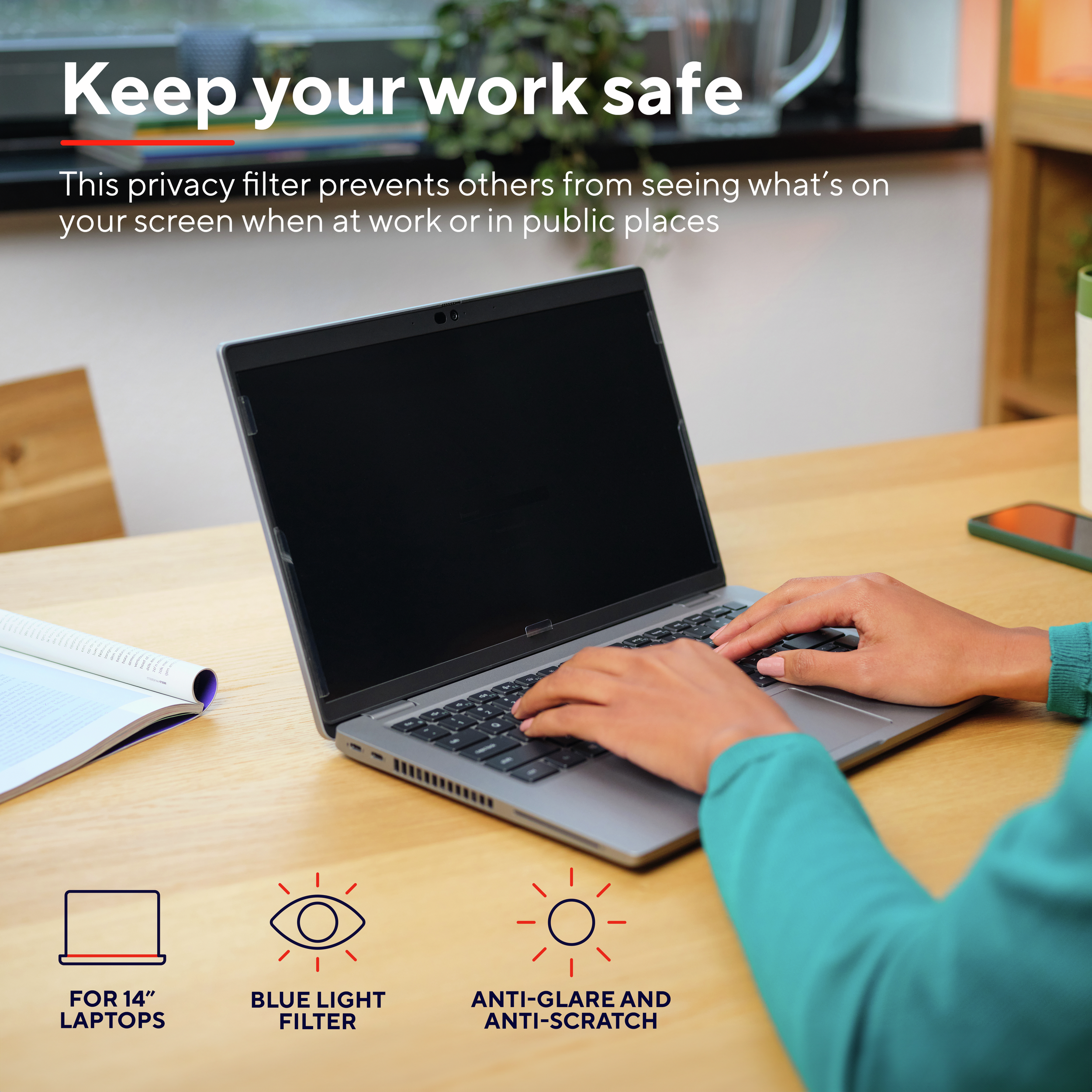 Laptop con filtro privacy. Testo: Proteggi il tuo lavoro. Icone: Filtro luce blu, anti-riflesso.