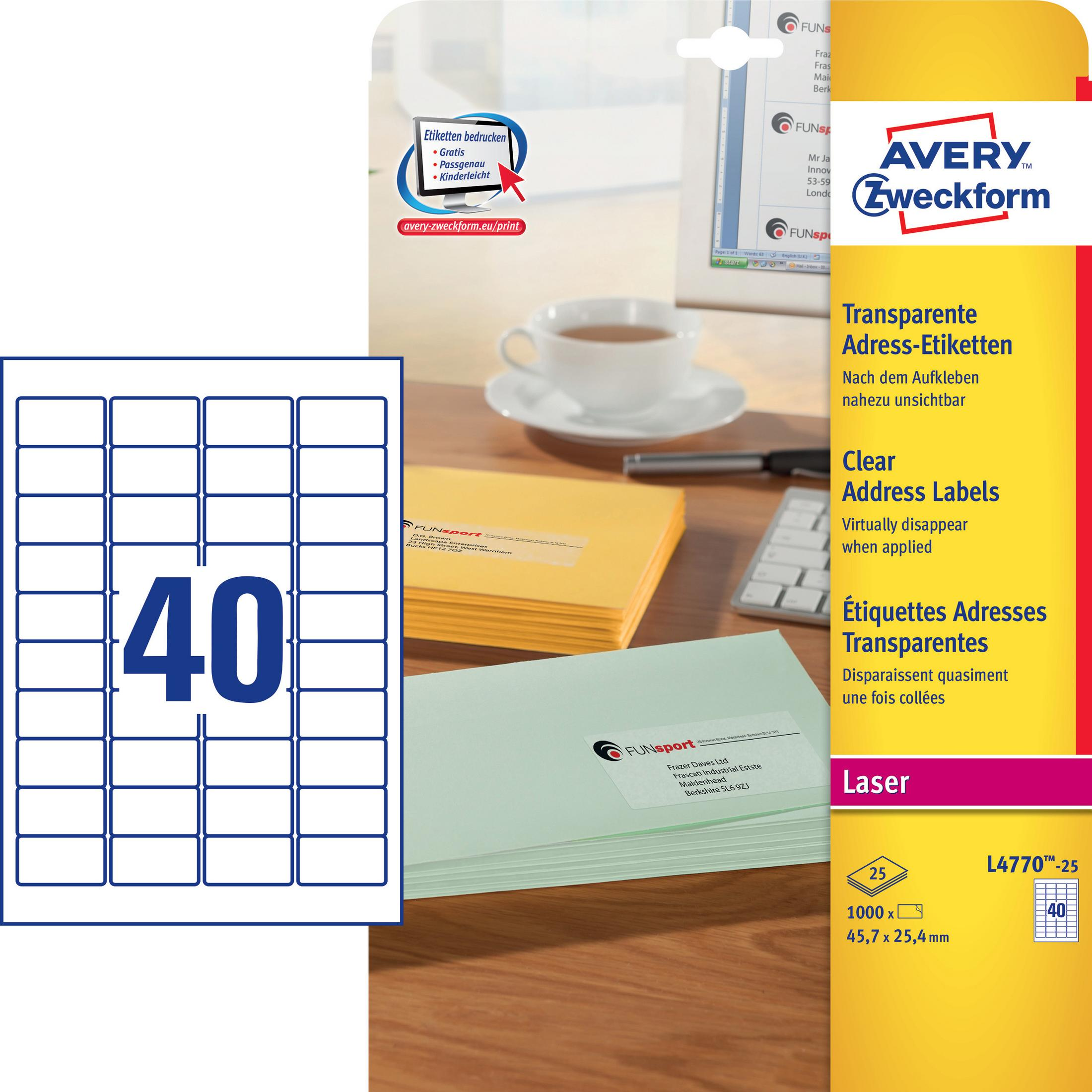 Etiketten mit Avery-Etiketten, Umschlag, Tastatur und Kaffeetasse.