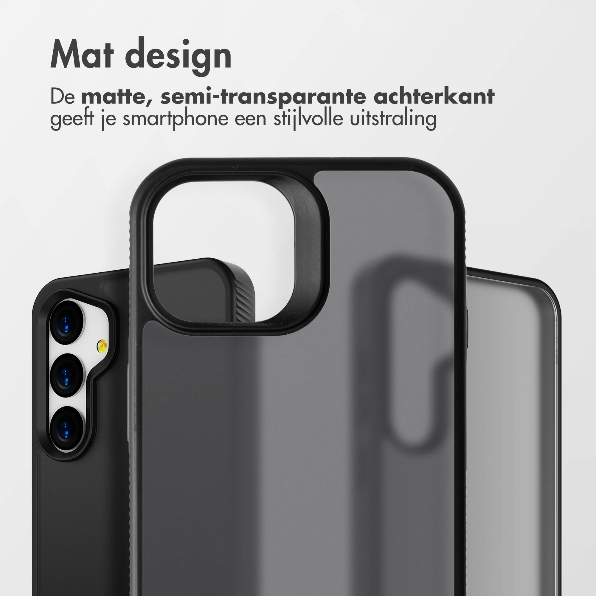 Zwarte telefoonhoes op telefoon. Hoes semi-transparant. Tekst: Mat ontwerp.