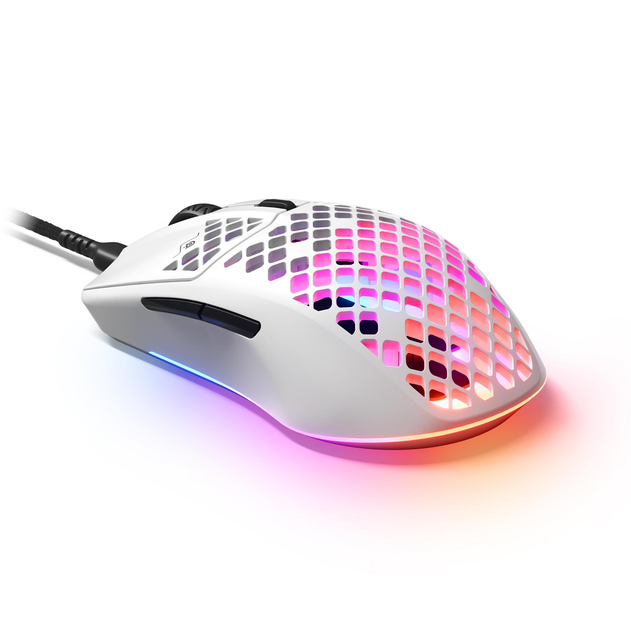 Weiße Gaming-Maus, Wabenmuster, RGB-Lichter. Schwarzes Kabel, weißer Hintergrund.