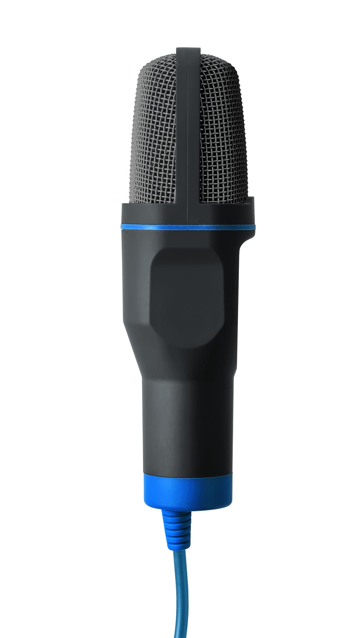 Ein schwarzes und blaues Mikrofon mit Mesh-Oberseite und blauem Kabel, isoliert auf weißem Hintergrund.