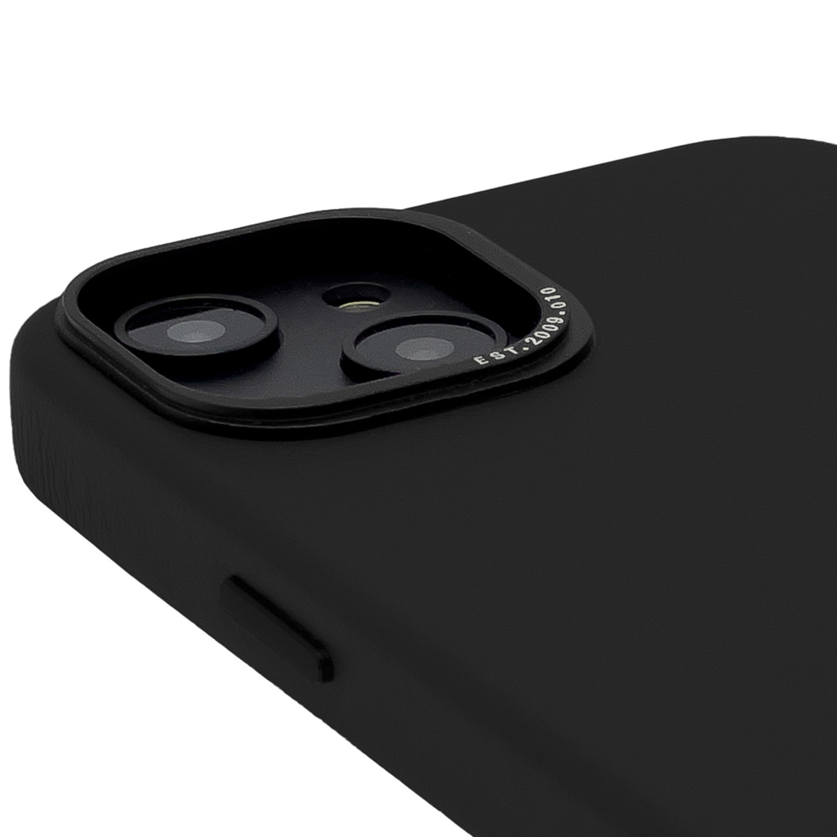 Custodia per telefono nera con modulo fotocamera, che mostra le lenti della fotocamera.