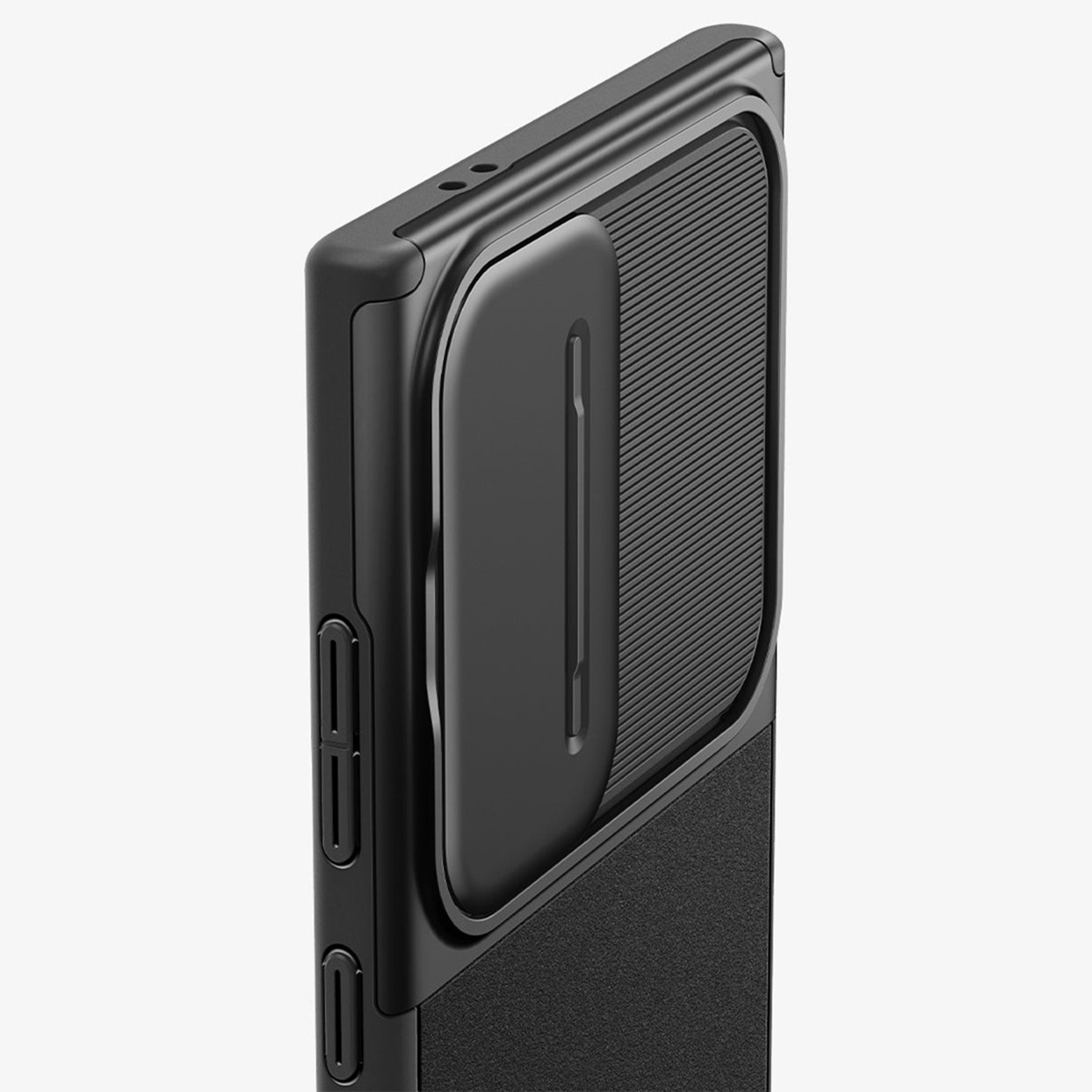 Gros plan sur un étui de téléphone noir avec un cache pour le module caméra.