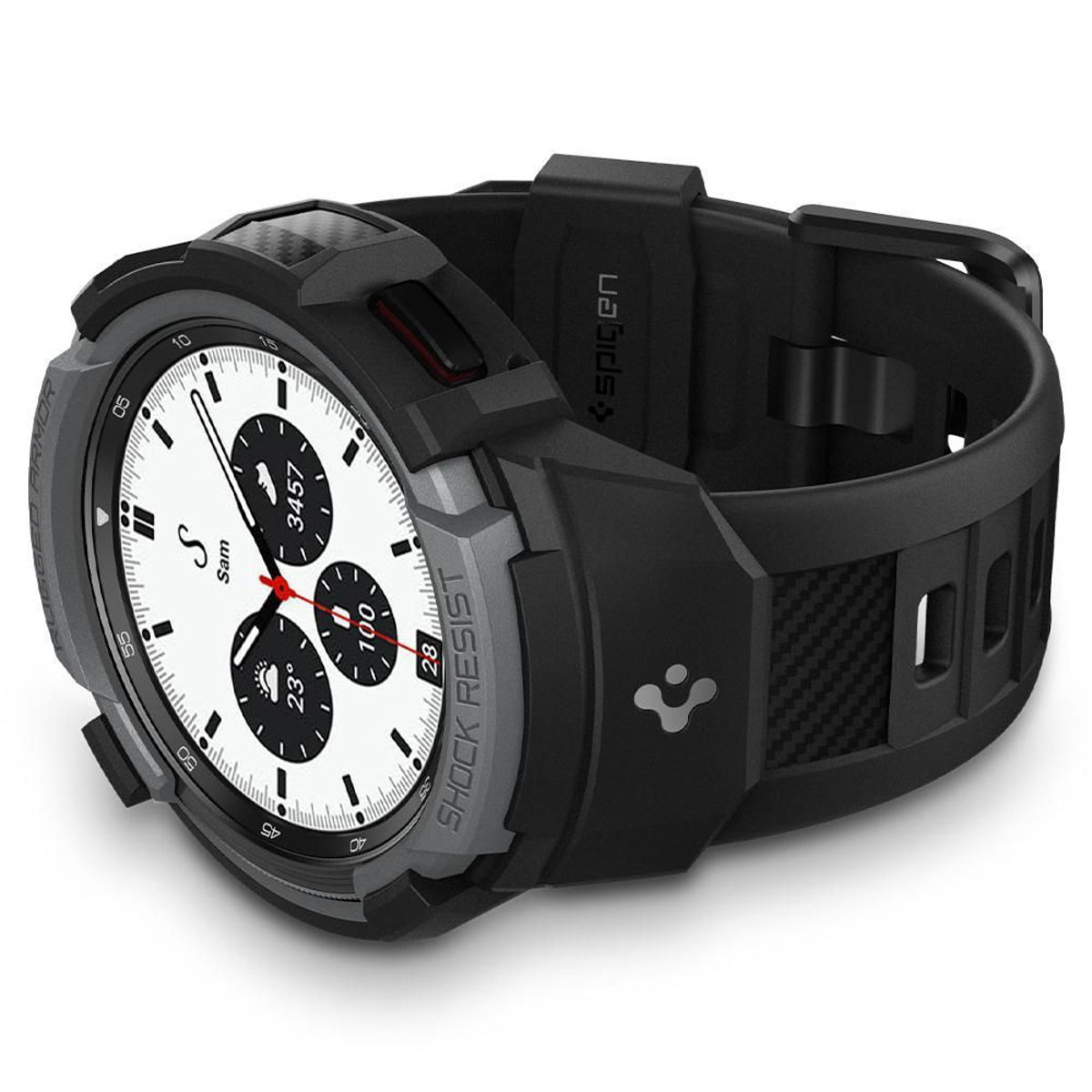Zwarte en grijze smartwatch met beschermhoes. Witte wijzerplaat met indicatoren. Zwarte band.