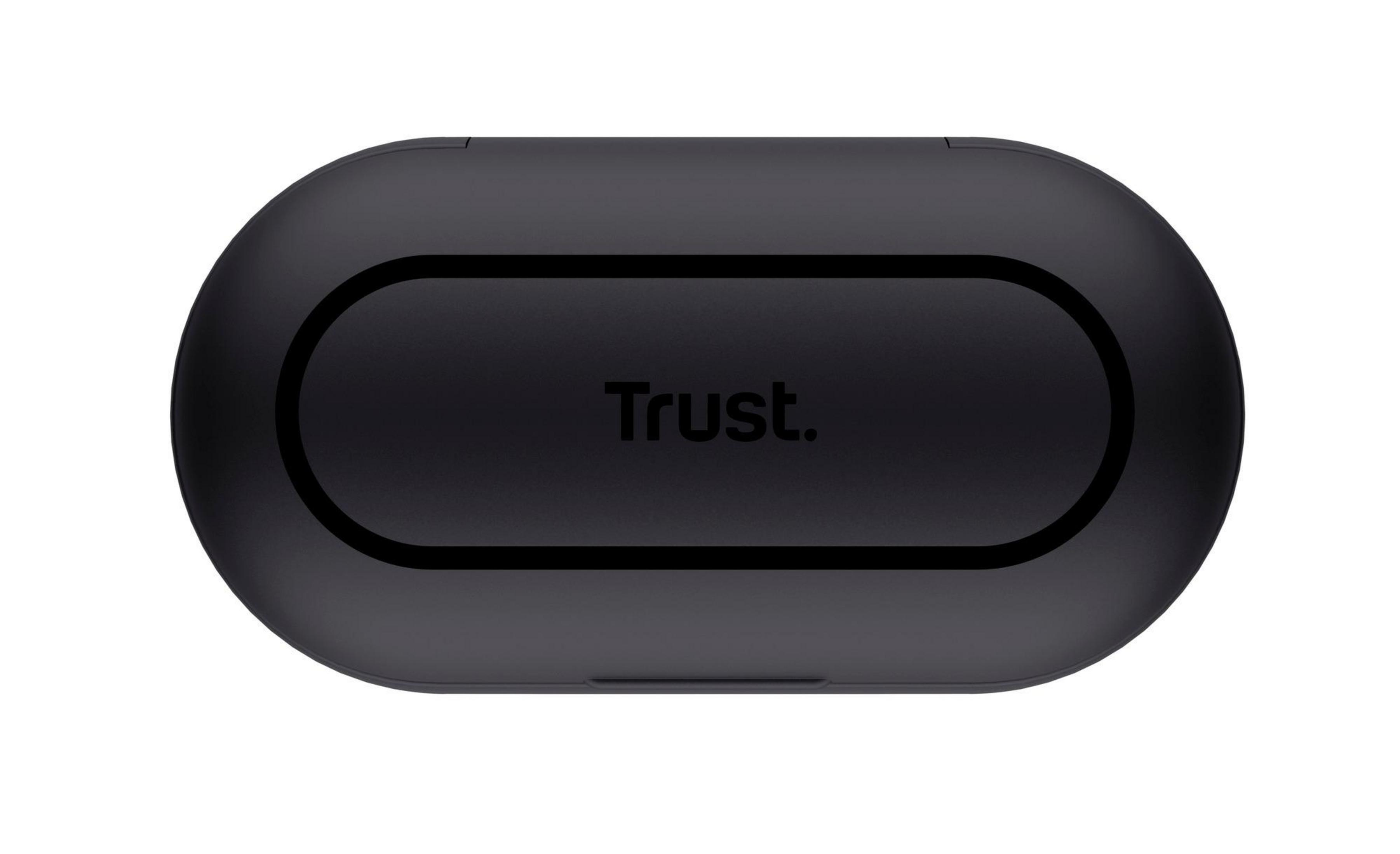 Custodia per auricolari nera. La parola Trust è scritta al centro. Sfondo bianco.