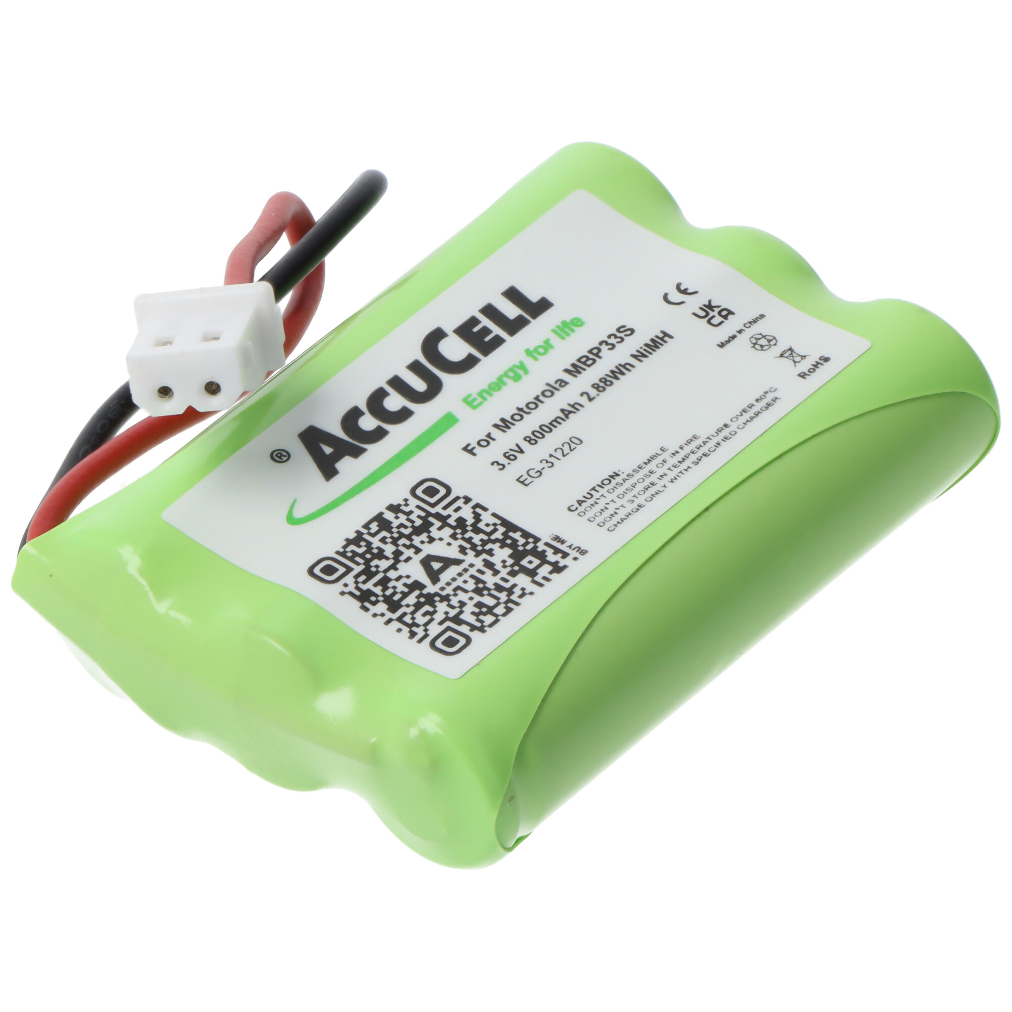 Grüne AccuCell Batterie mit Anschlüssen. Etikett mit Text und QR-Code angebracht.