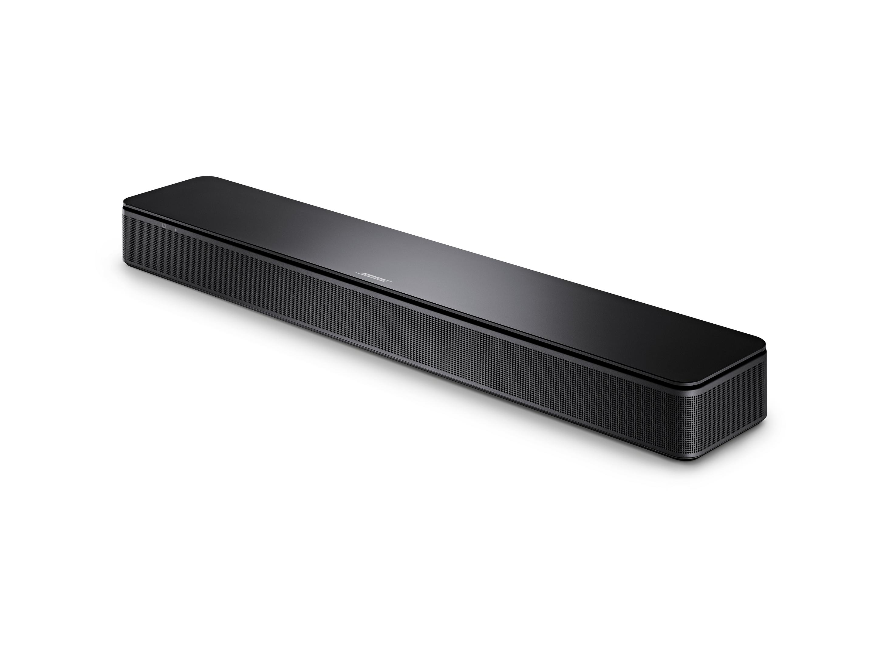 Czarny soundbar Bose na białym tle. Ma siatkowy przód, błyszczącą górę i jest prostokątny.