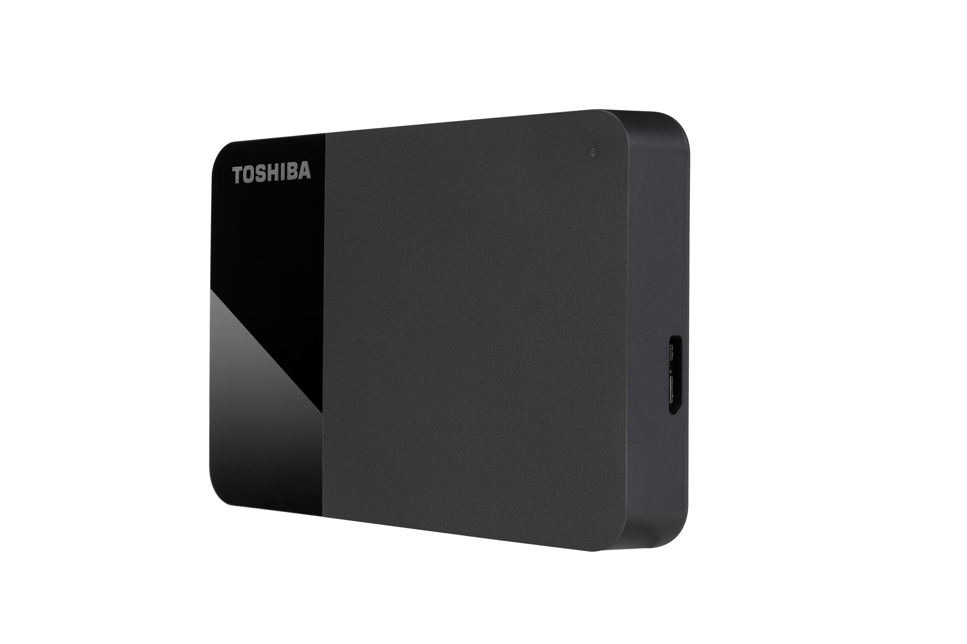 Czarny zewnętrzny dysk twardy Toshiba na białym tle z błyszczącym, kątowym designem.