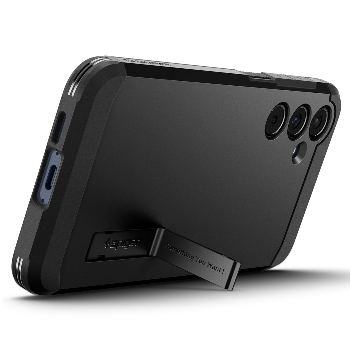 Zwarte telefoonhoes met ingebouwde standaard en drie cameralenzen.