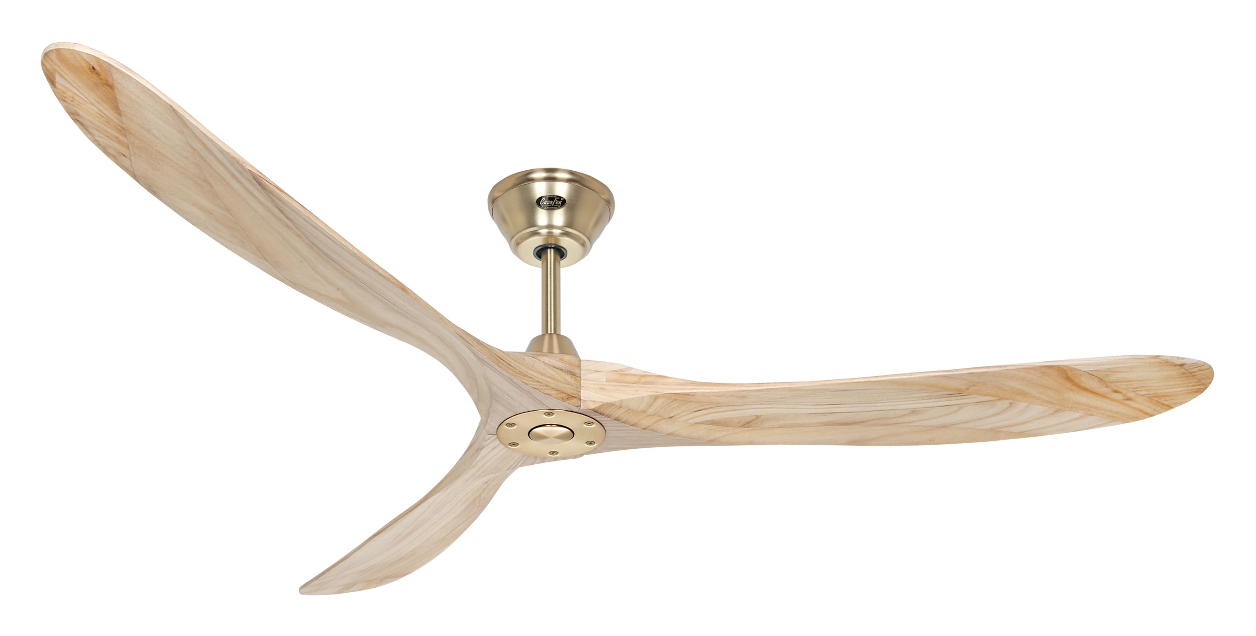 Un ventilatore da soffitto in legno con tre pale, montato su sfondo bianco.