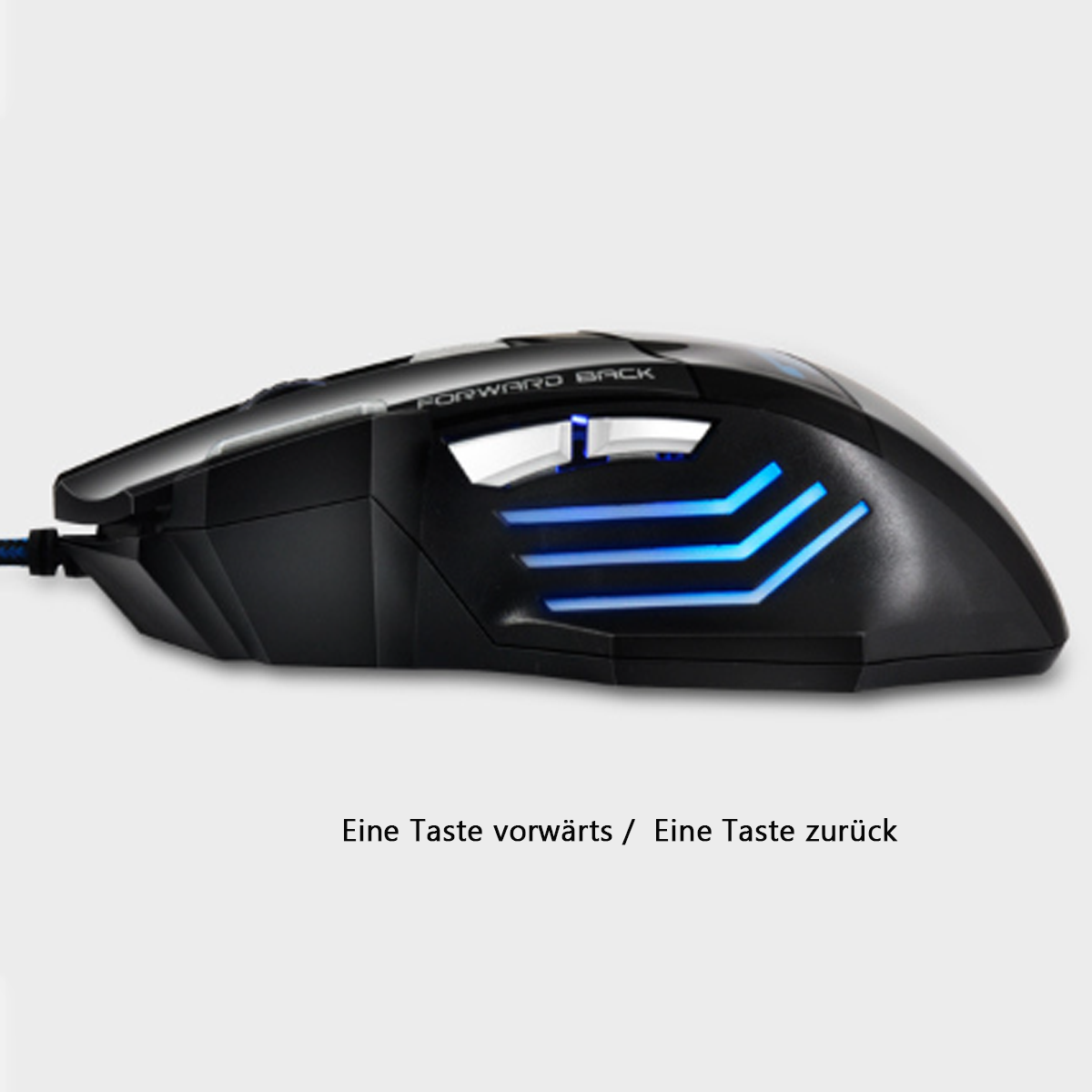 Schwarze Gaming-Maus mit blauer LED-Beleuchtung, zwei weißen Tasten und dem Text "FORWARD BACK".