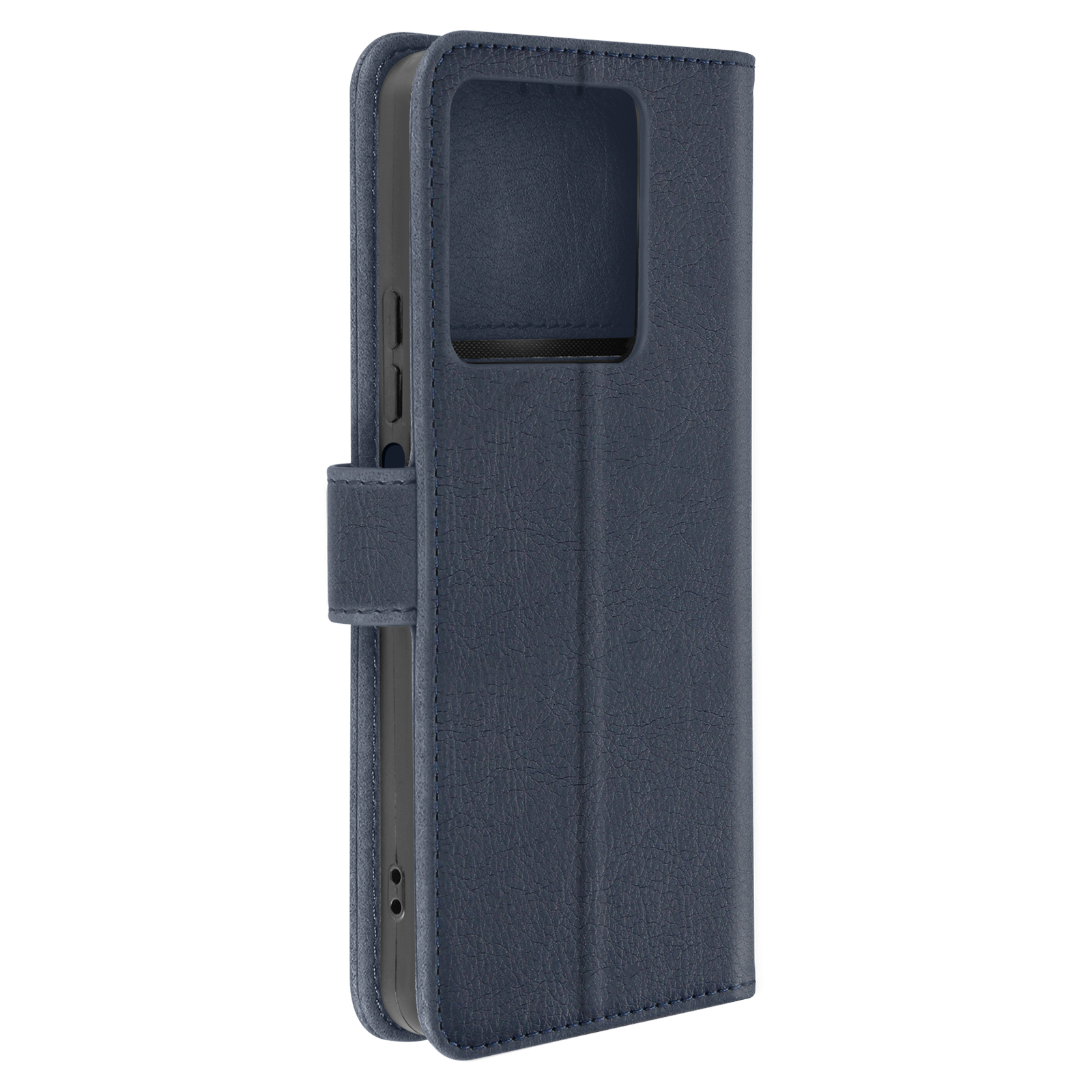 Una custodia per telefono in pelle blu è chiusa, con patta e ritaglio per fotocamera.