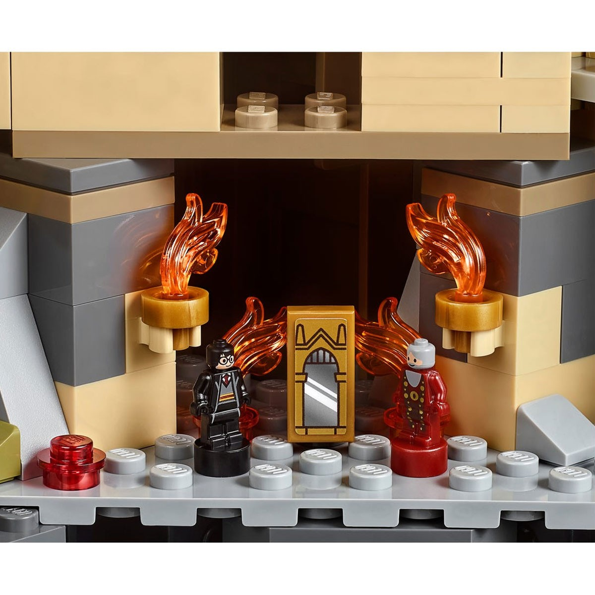 Zestaw Lego z Harrym Potterem i inną figurką oraz lustrem.