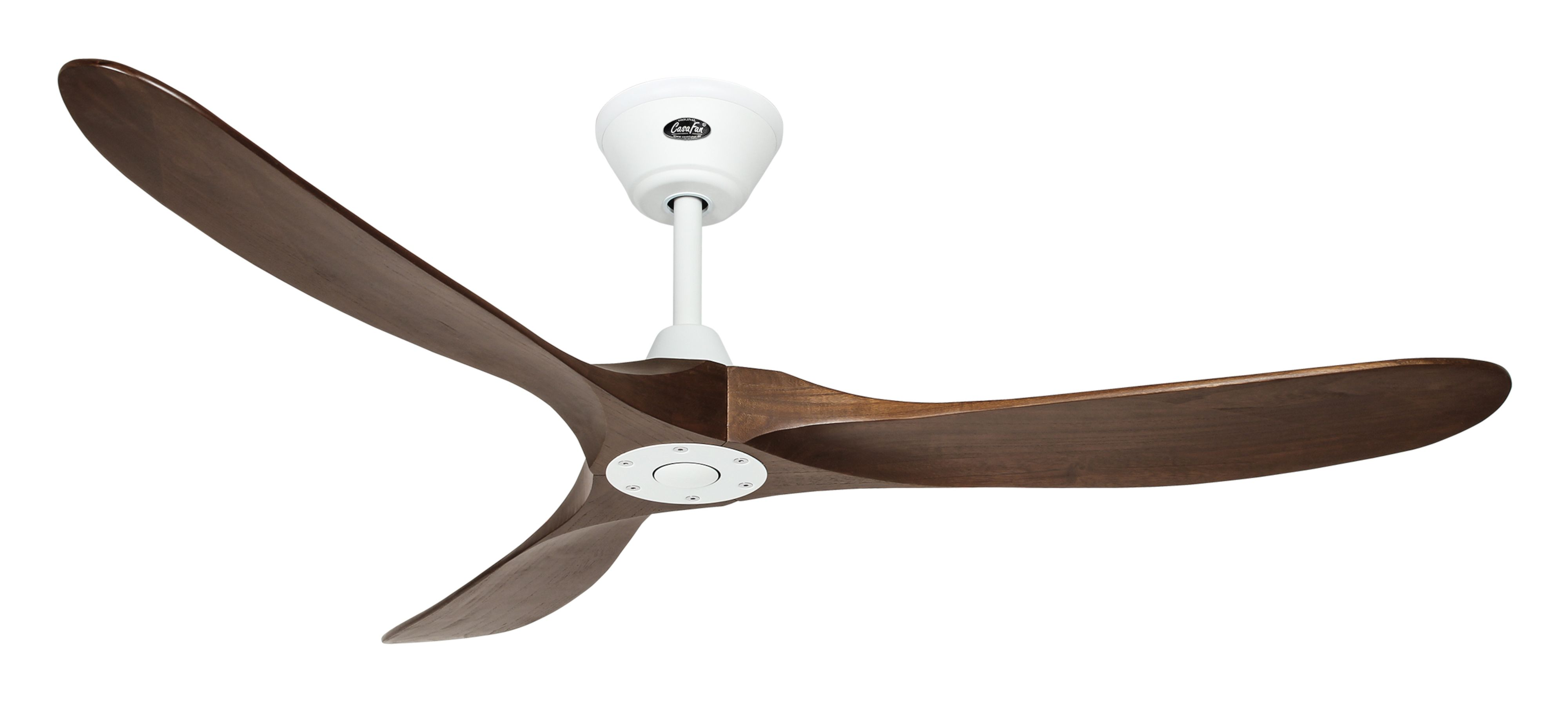 Ventilatore da soffitto con tre pale marroni e un motore bianco. Il ventilatore è su sfondo bianco.