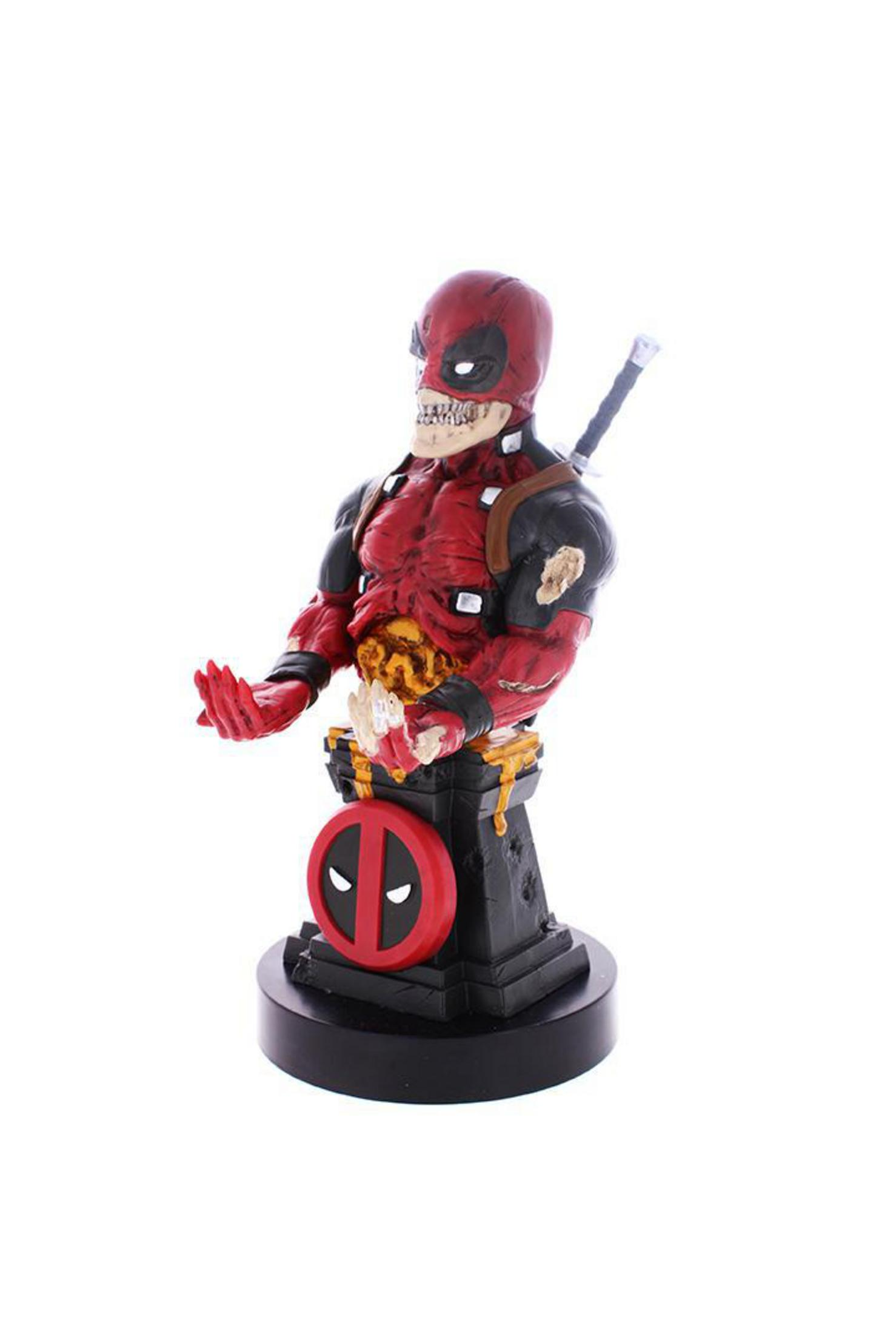 Busto di Deadpool, con volto a teschio, costume rosso e spada. Su una base nera.