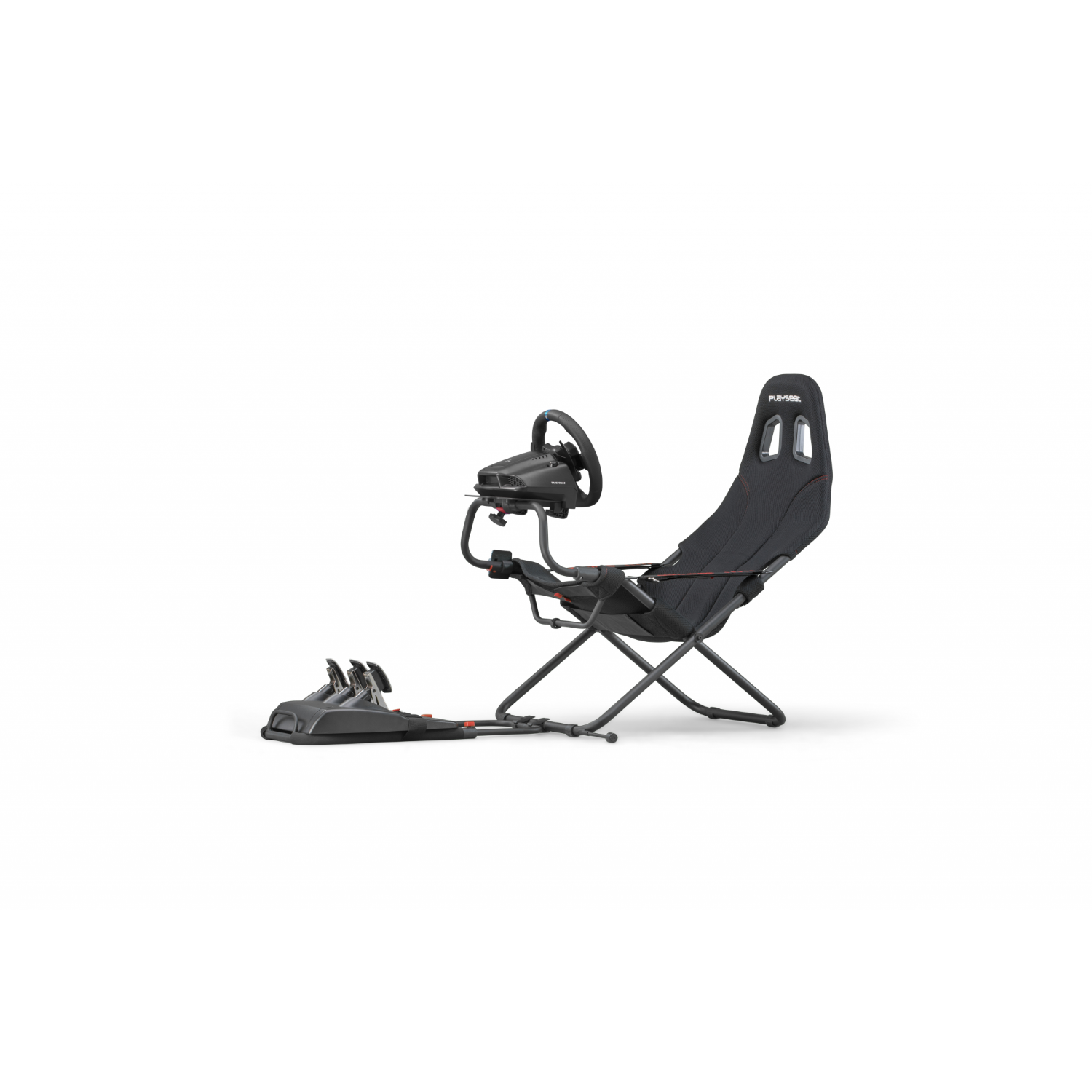 Rennsimulator mit Lenkrad, Pedalen und einem schwarzen Rennsitz.