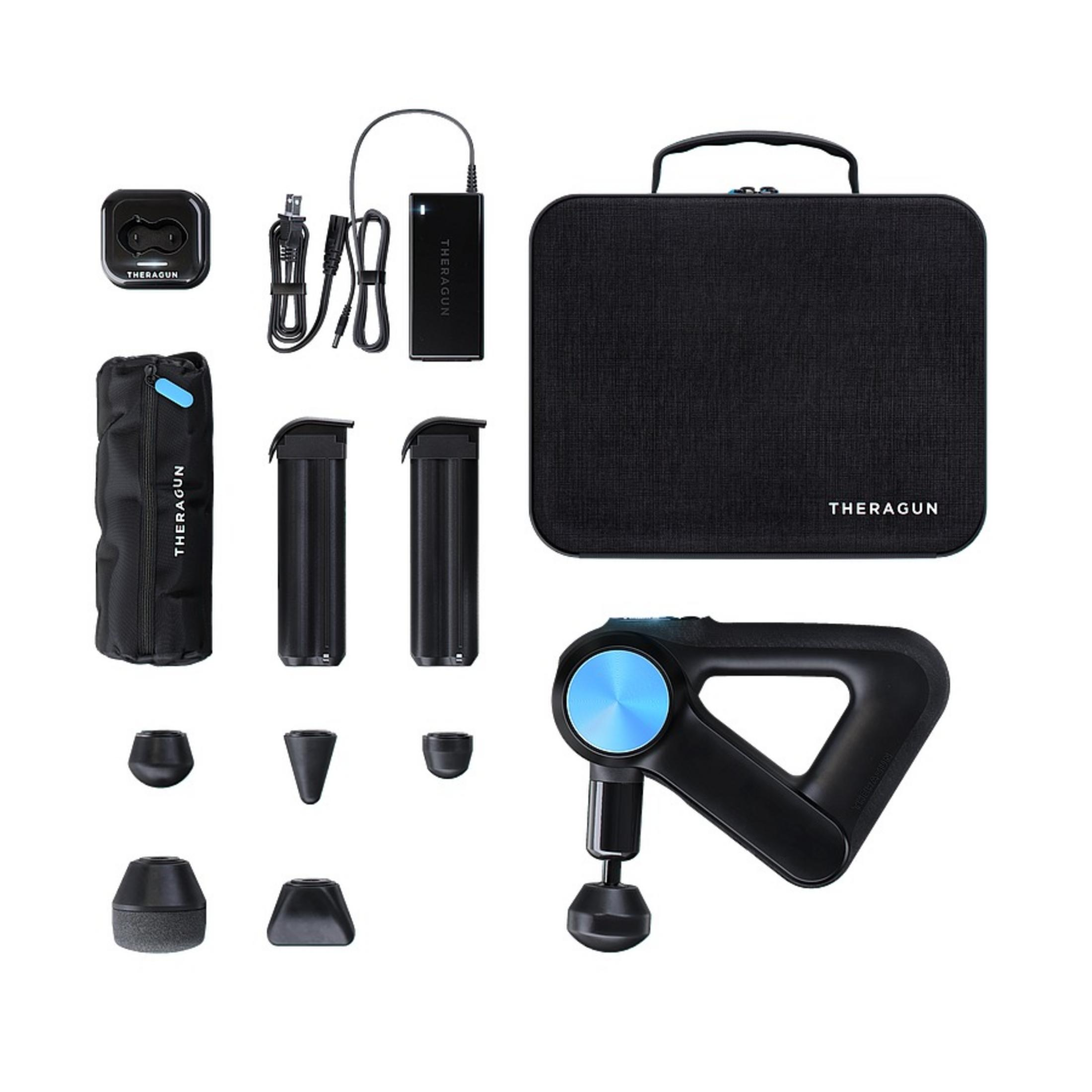 Theragun Massagepistole und Zubehör, verpackt in einem schwarzen Transportkoffer.